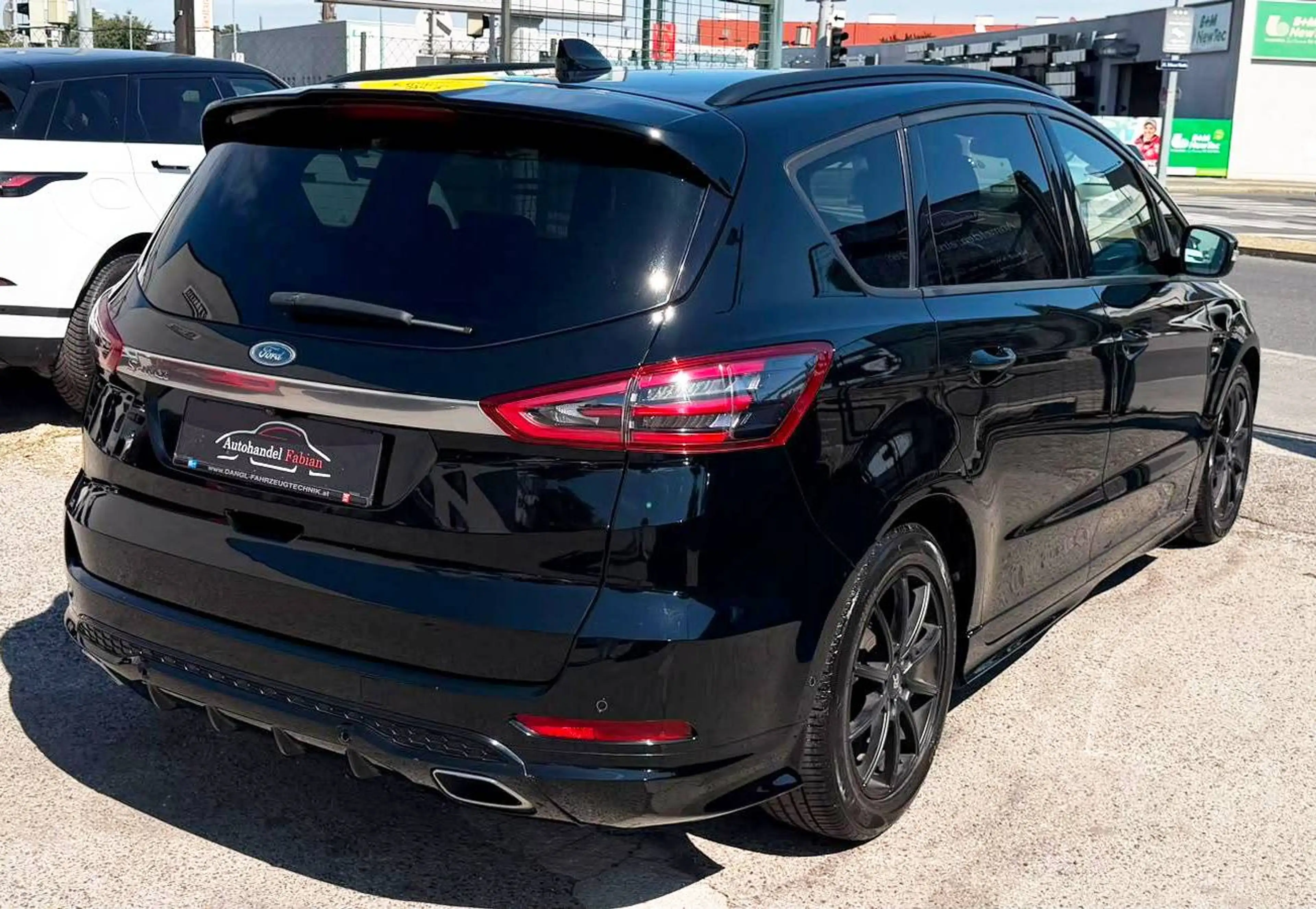 Ford S-Max ST-Line 2.0 Autom. 7Sitze 190PS Leder AbstandsTempmt Navi LED — photo 3