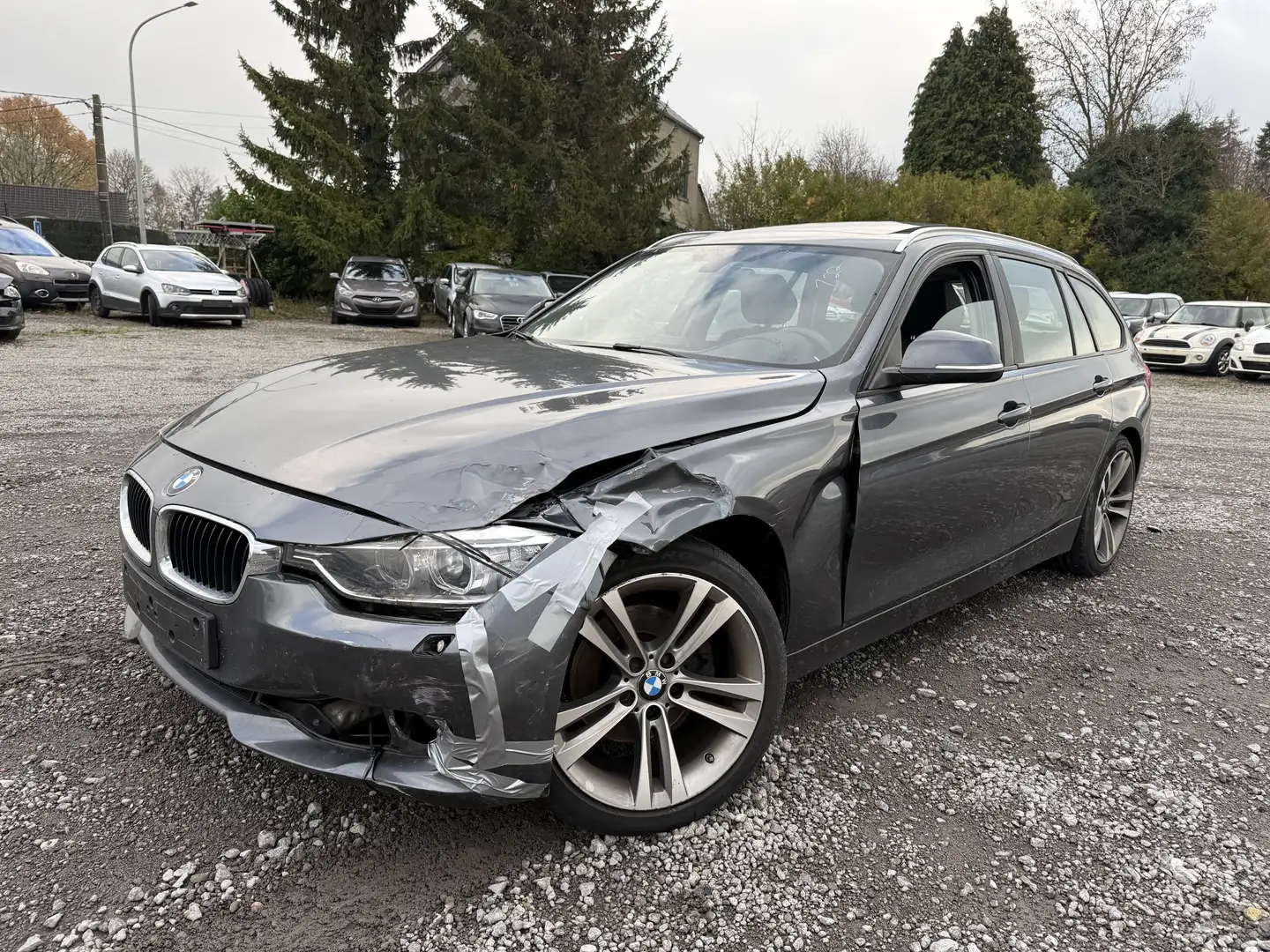 BMW 320 Touring 320 dA BluePerformance Grijs - 2