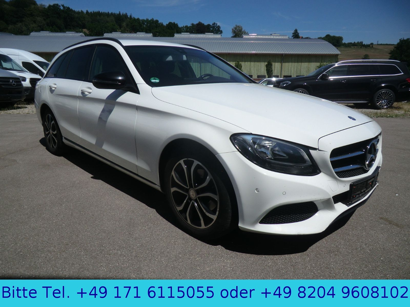 Mercedes-Benz C 180 T- CGI Avantgarde Navi/AHK/Night Paket