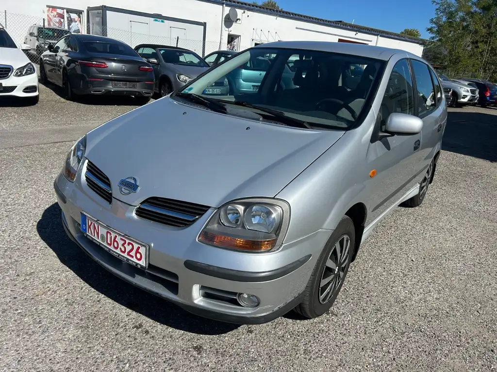 Nissan Almera Tino 2002 из Европы — купить под ключ