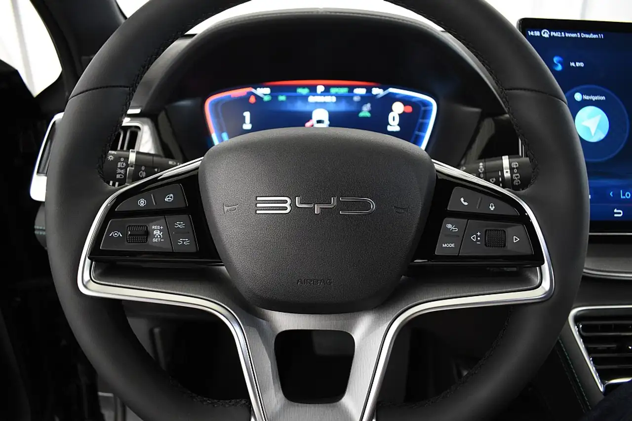 BYD SEAL U