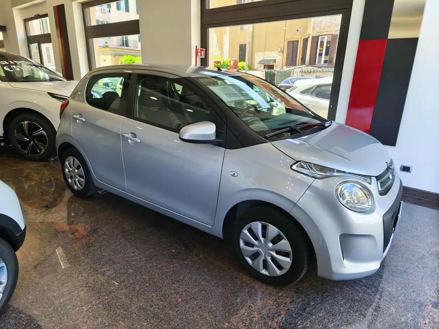 Citroen C1 C1 5p 1.0 vti Feel 72cv neopatentati Zilver - 2