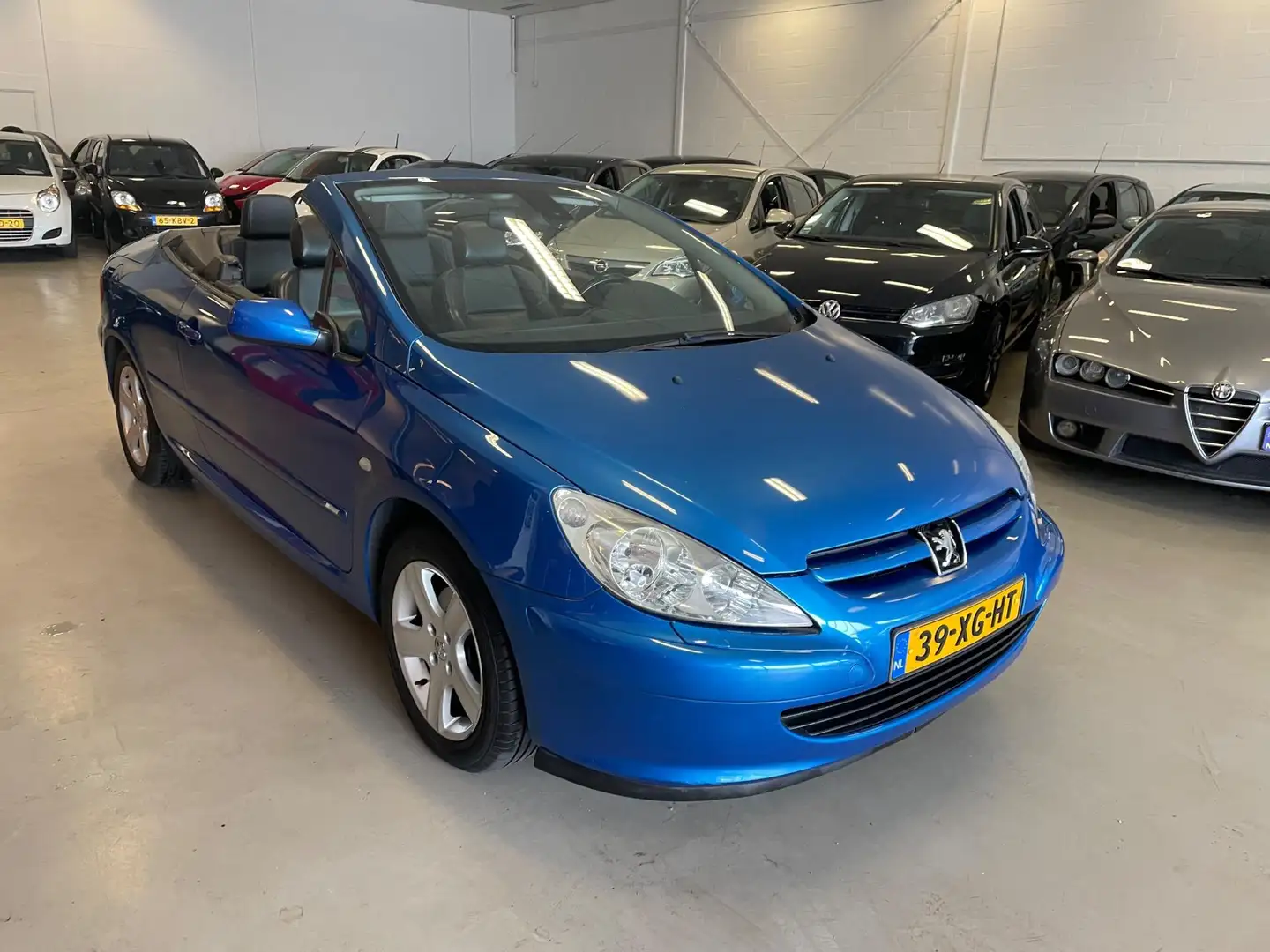 Peugeot 307 CC 2.0-16V nette auto 159000 km Blauw - 2