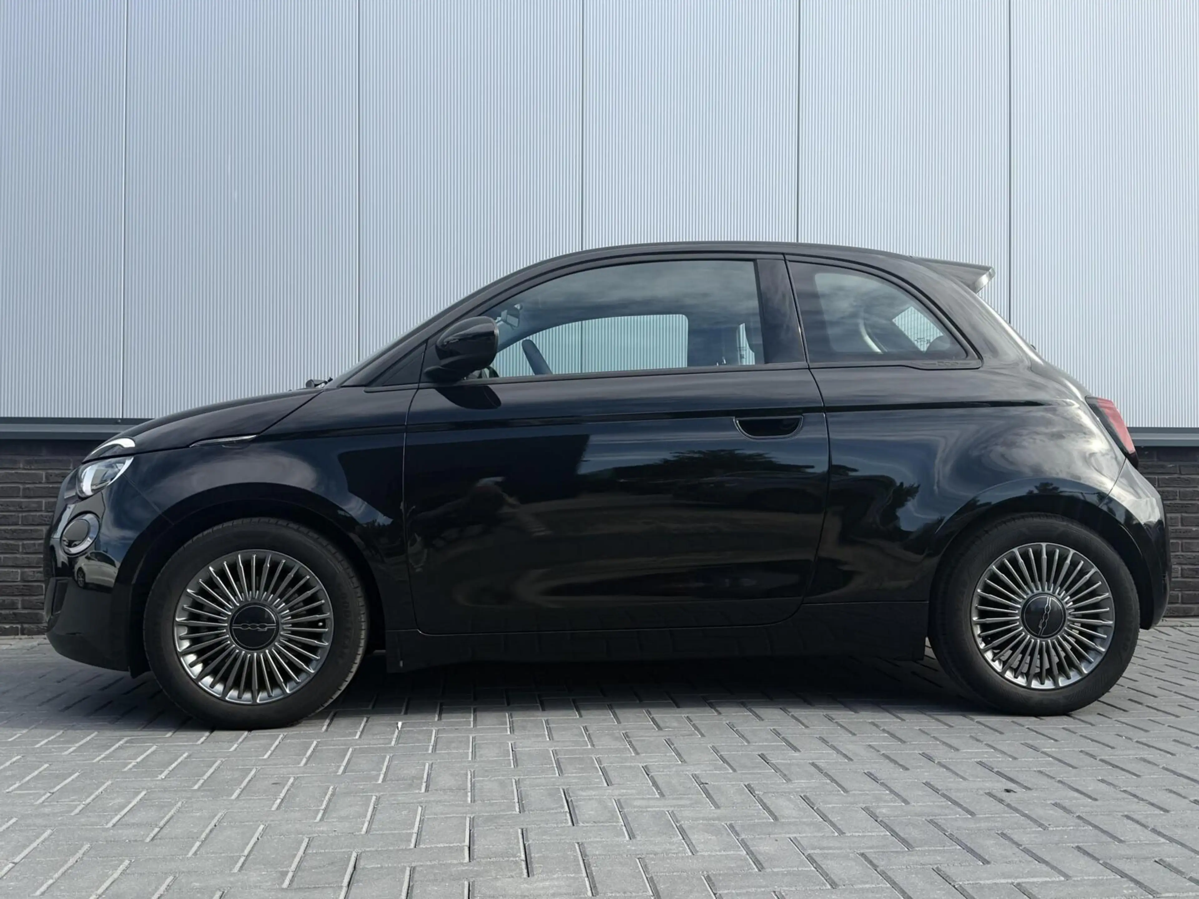 Fiat 500 Icon 42 kWh — photo 3