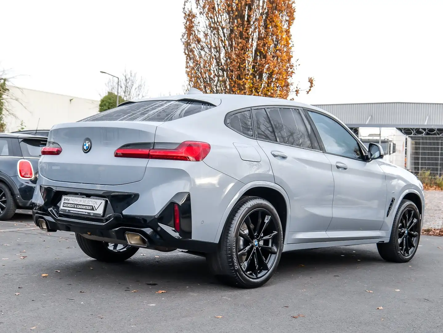 BMW X4 xDrive20i M Sport RFK NAVI LED Sound Syst. Grün - 2