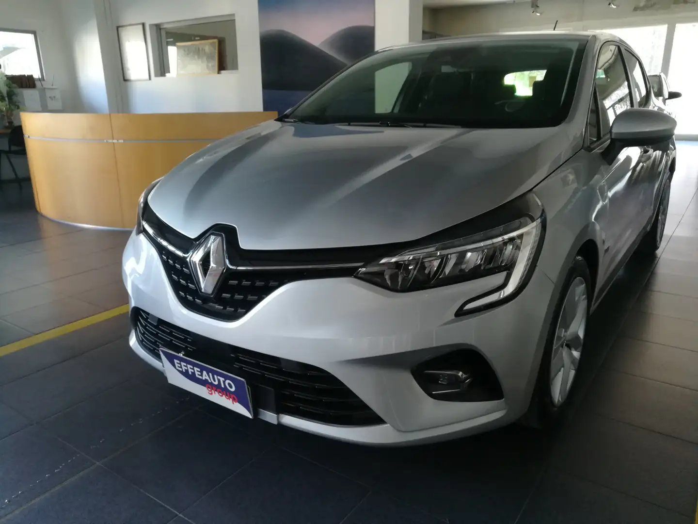 Renault Clio 1.0 tce Zen Gpl 100cv my21 Zilver - 1