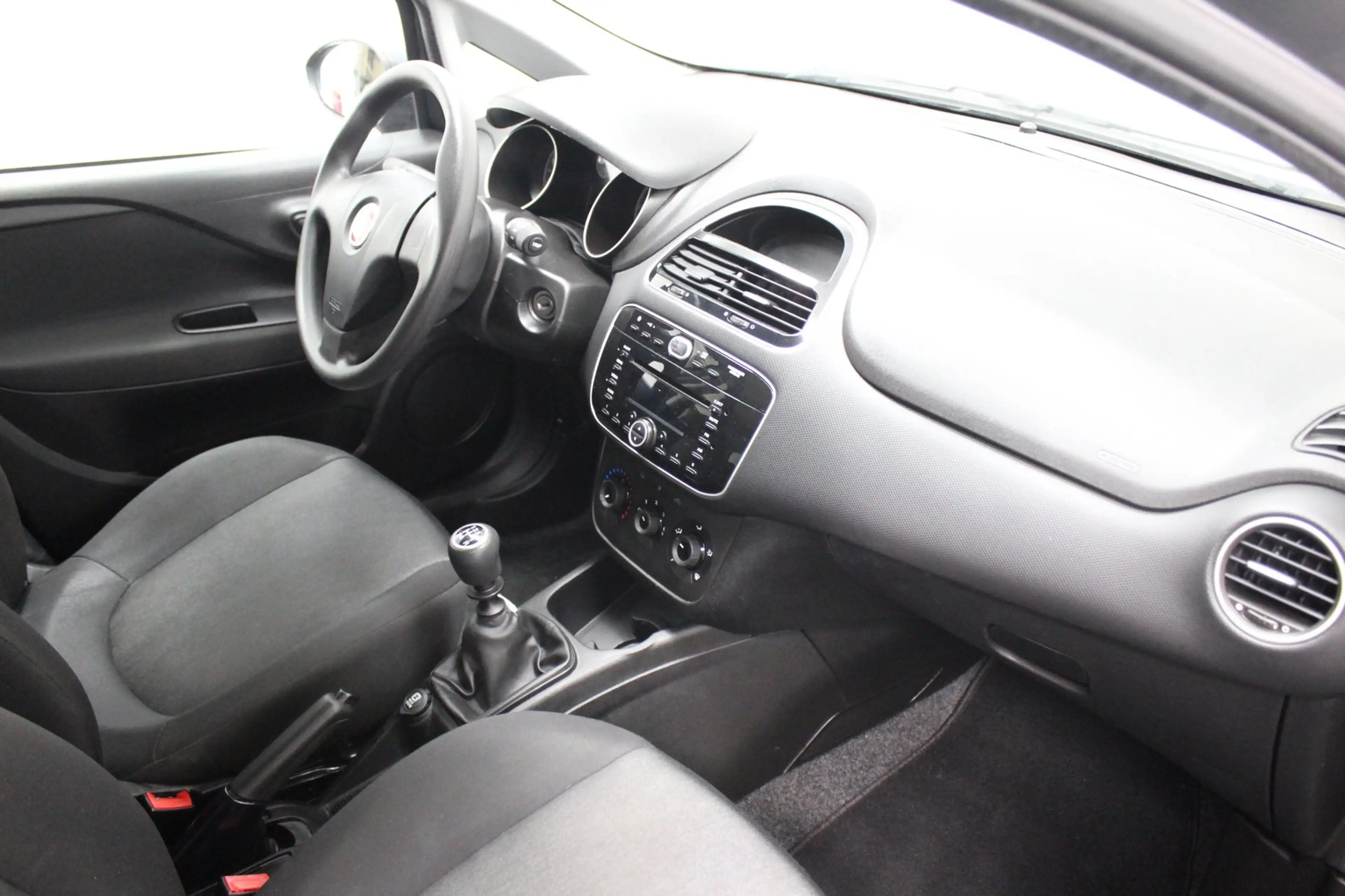Fiat Punto Evo 1.2 Street | Airco | 5-deurs | Elektrische ramen | — photo 12