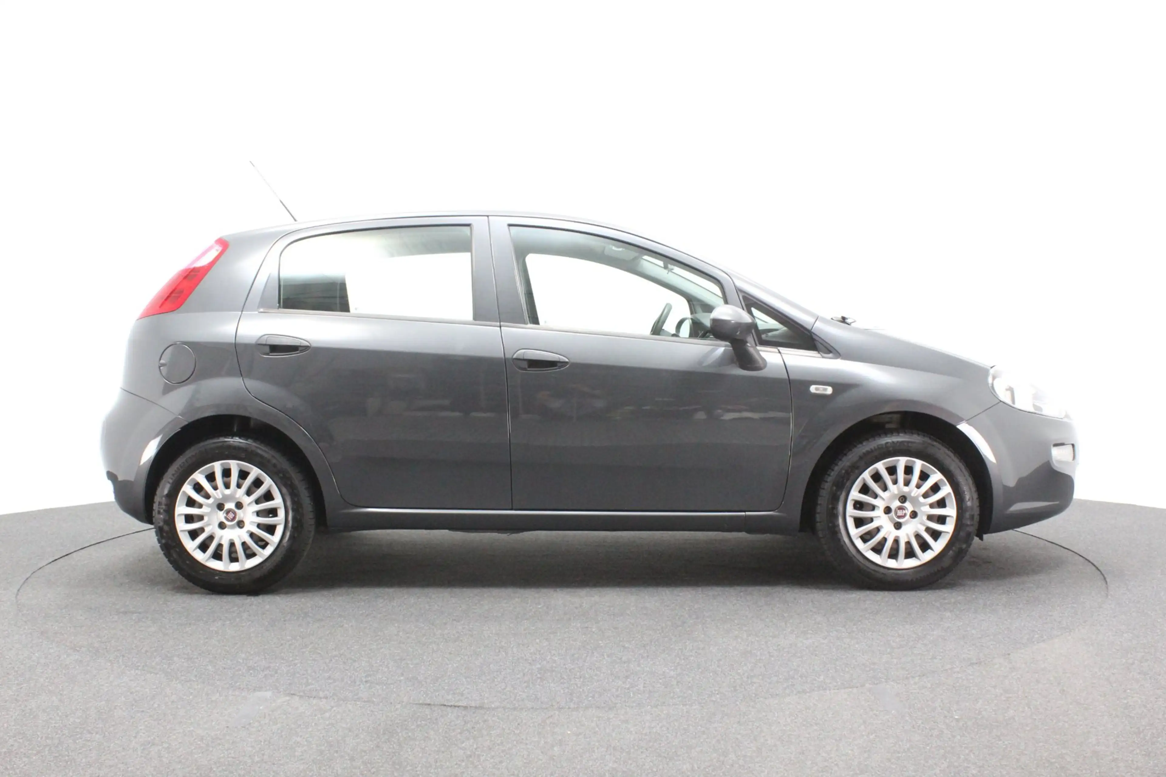 Fiat Punto Evo 1.2 Street | Airco | 5-deurs | Elektrische ramen | — photo 3