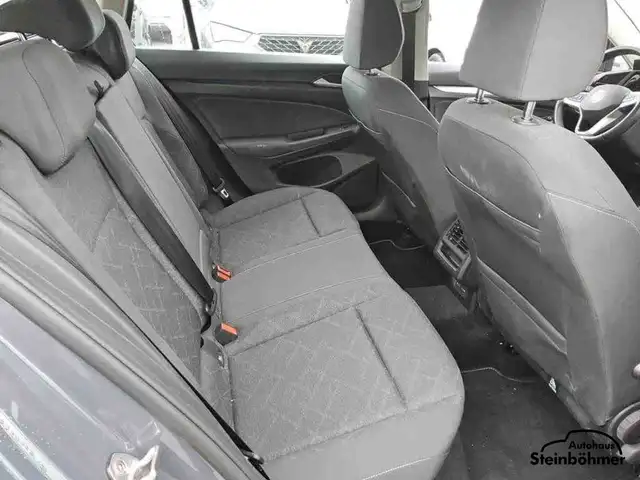 Volkswagen Golf view 7
