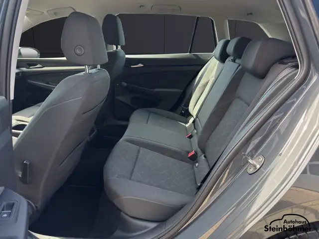 Volkswagen Golf view 15