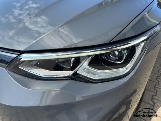 Volkswagen Golf view 12