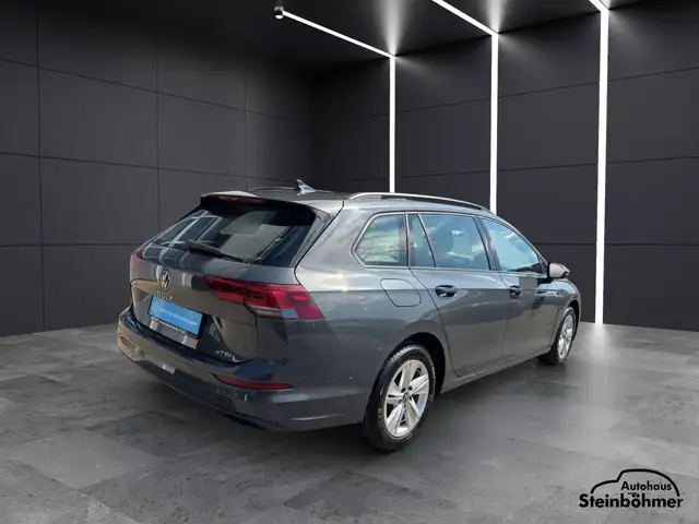 Volkswagen Golf view 8