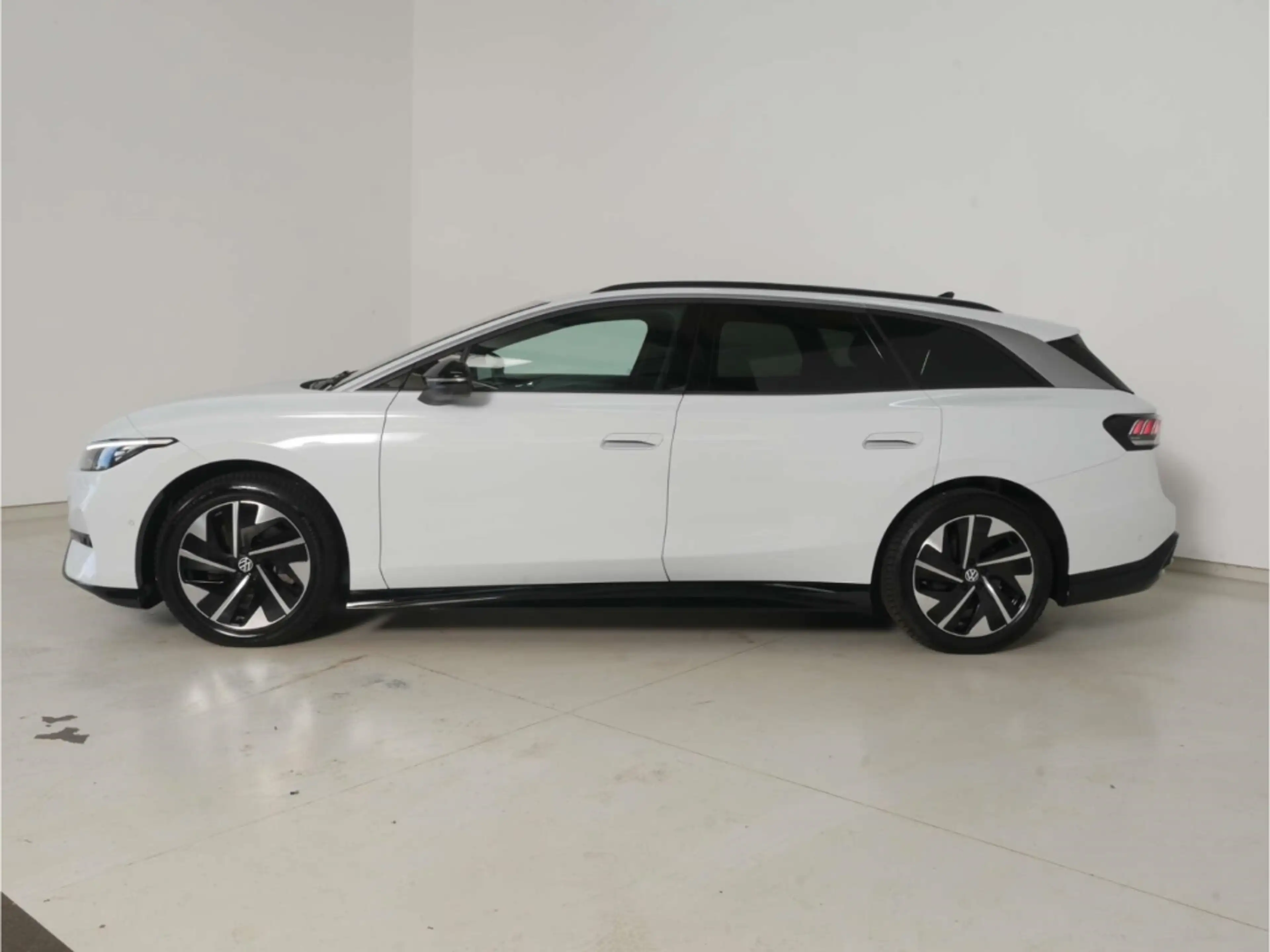 Volkswagen ID.7 Tourer Pro 77 kWh — photo 8