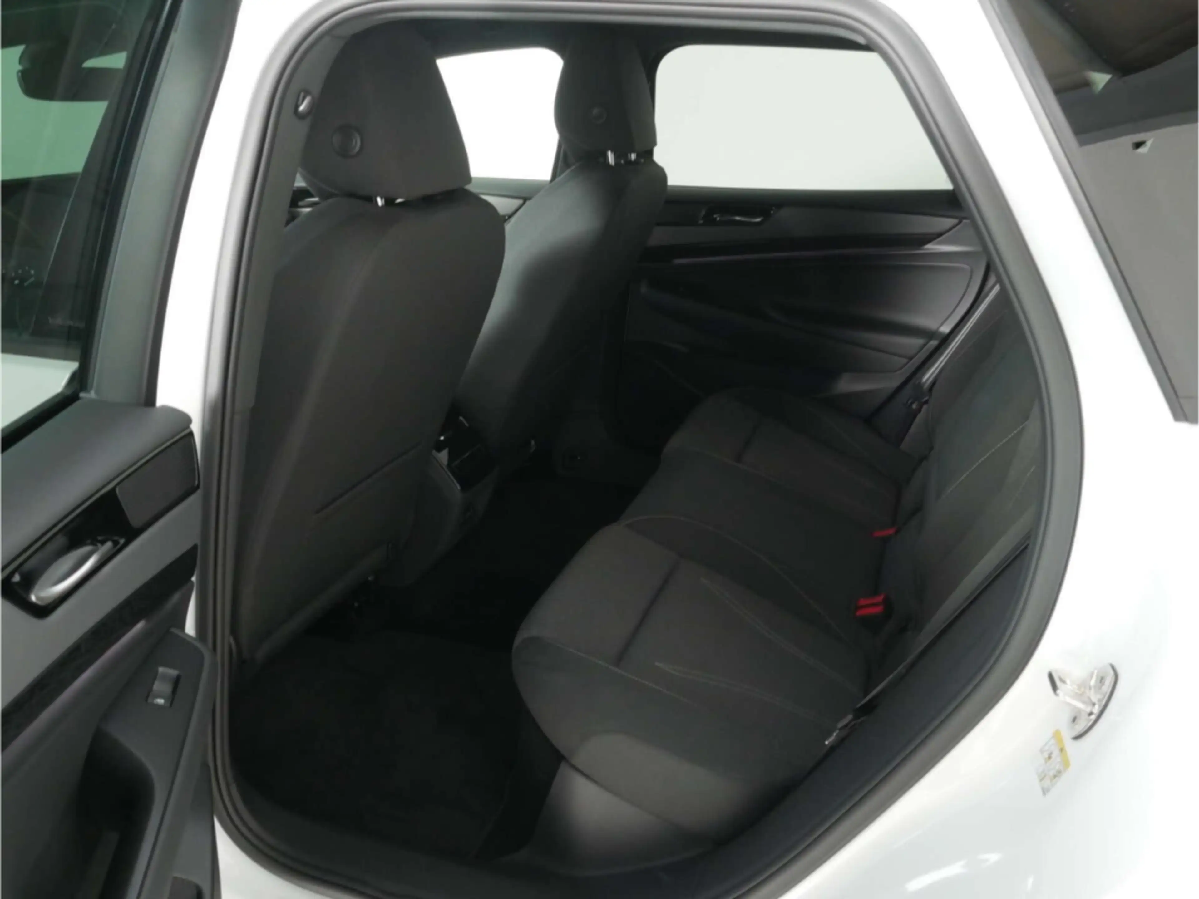 Volkswagen ID.7 Tourer Pro 77 kWh — photo 20
