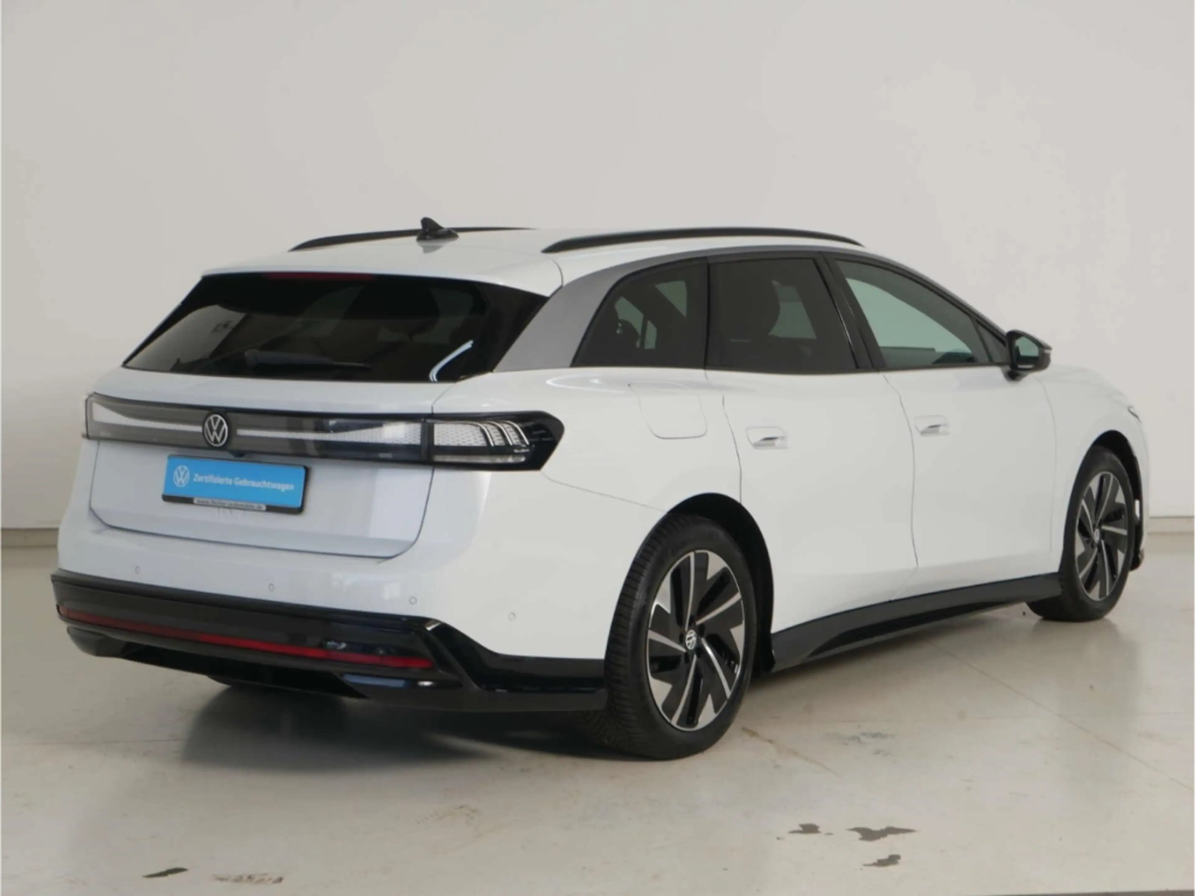 Volkswagen ID.7 Tourer Pro 77 kWh — photo 6