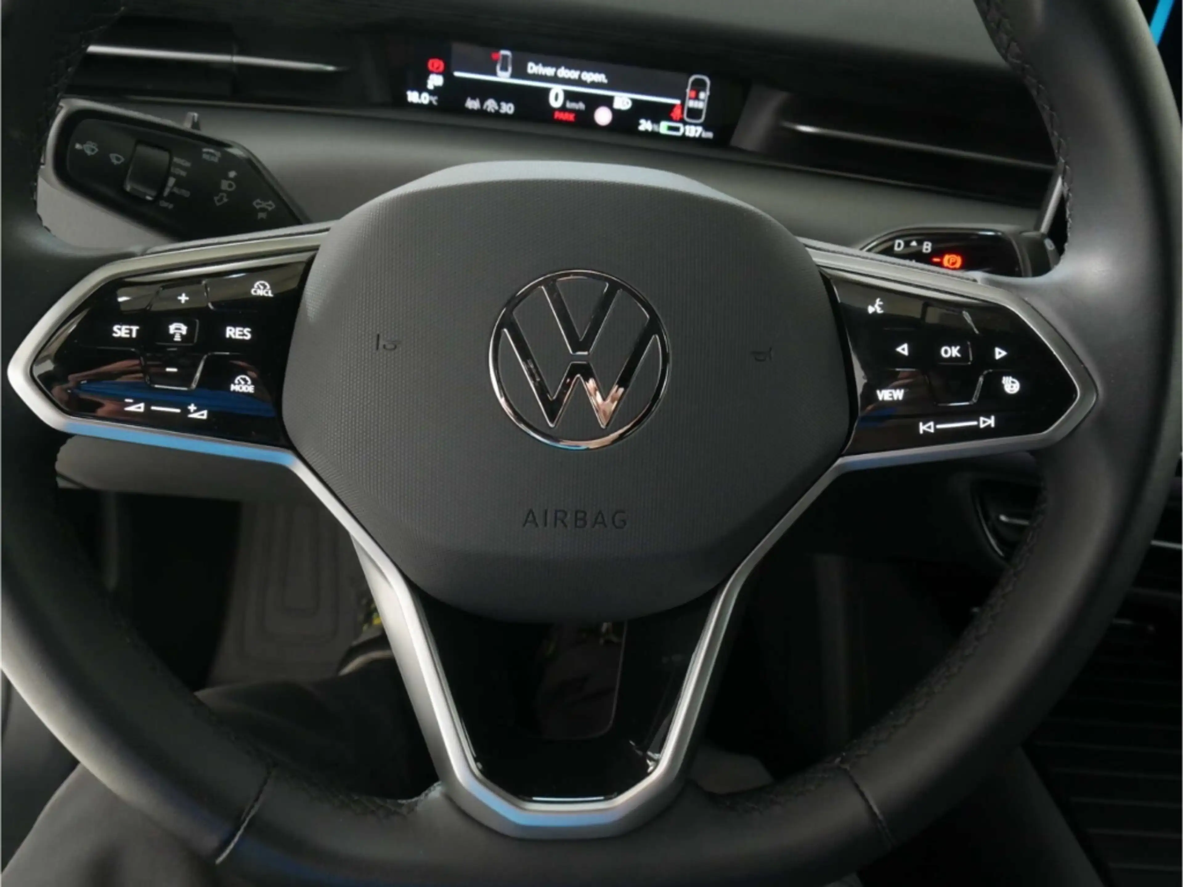 Volkswagen ID.7 Tourer Pro 77 kWh — photo 16