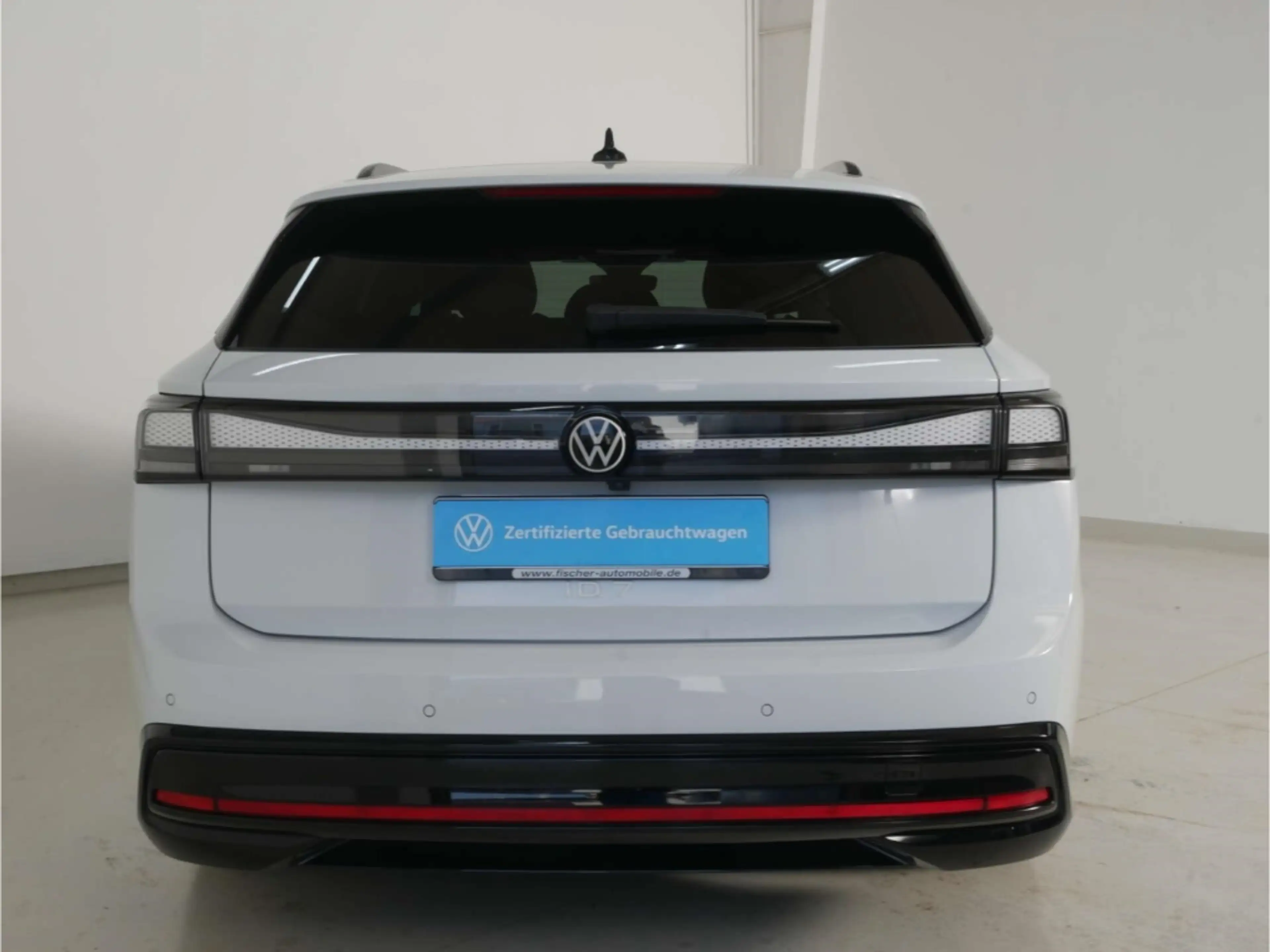 Volkswagen ID.7 Tourer Pro 77 kWh — photo 7