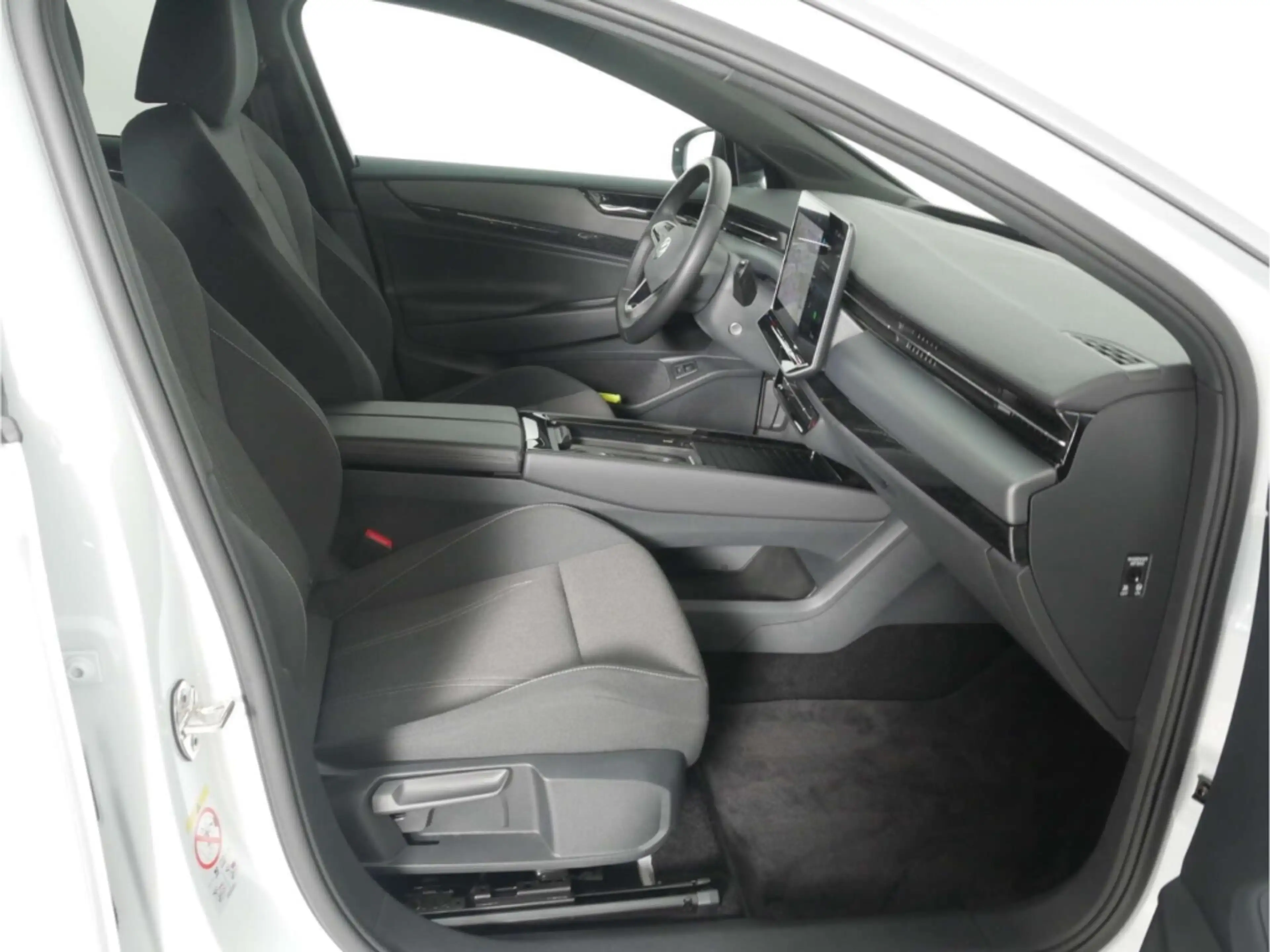 Volkswagen ID.7 Tourer Pro 77 kWh — photo 19