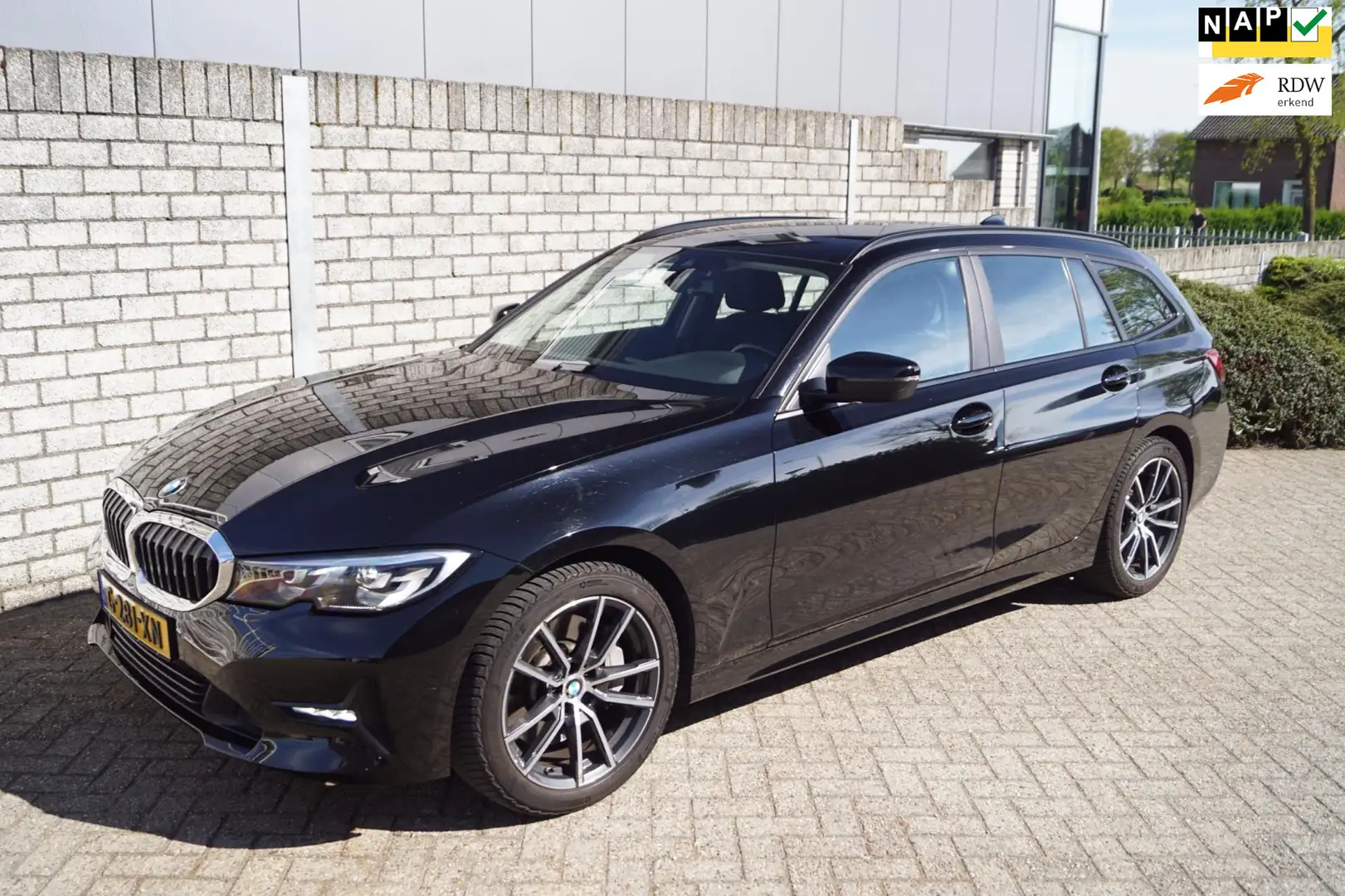 BMW 330 3-serie Touring 330i Execut Edition Autom 260 PK N Nero - 1