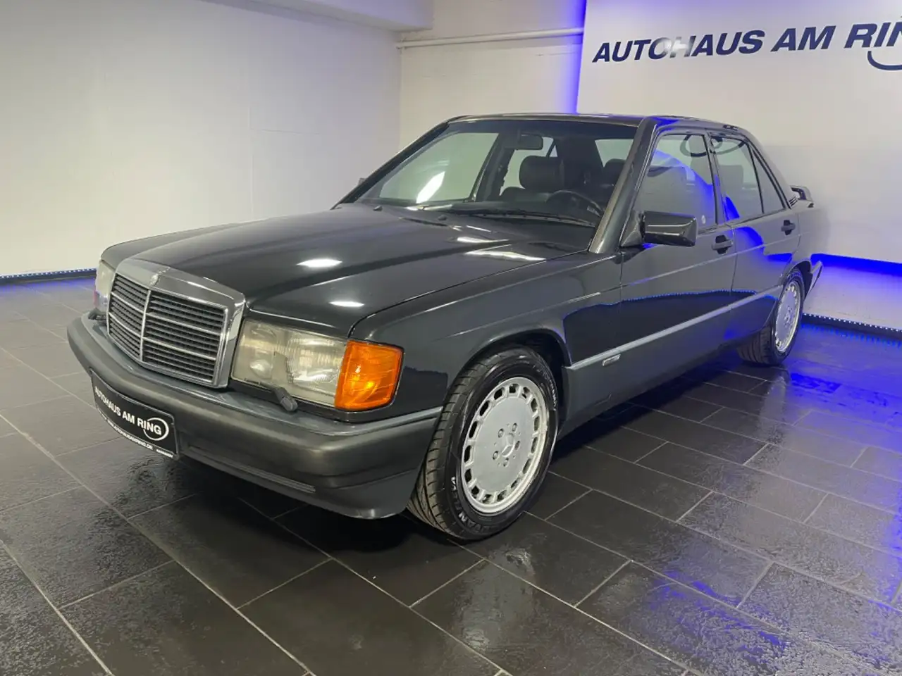 Mercedes-Benz 190 E 2.3 LEDER KLIMA TEMPOMAT LM-RÄDER, foto 4