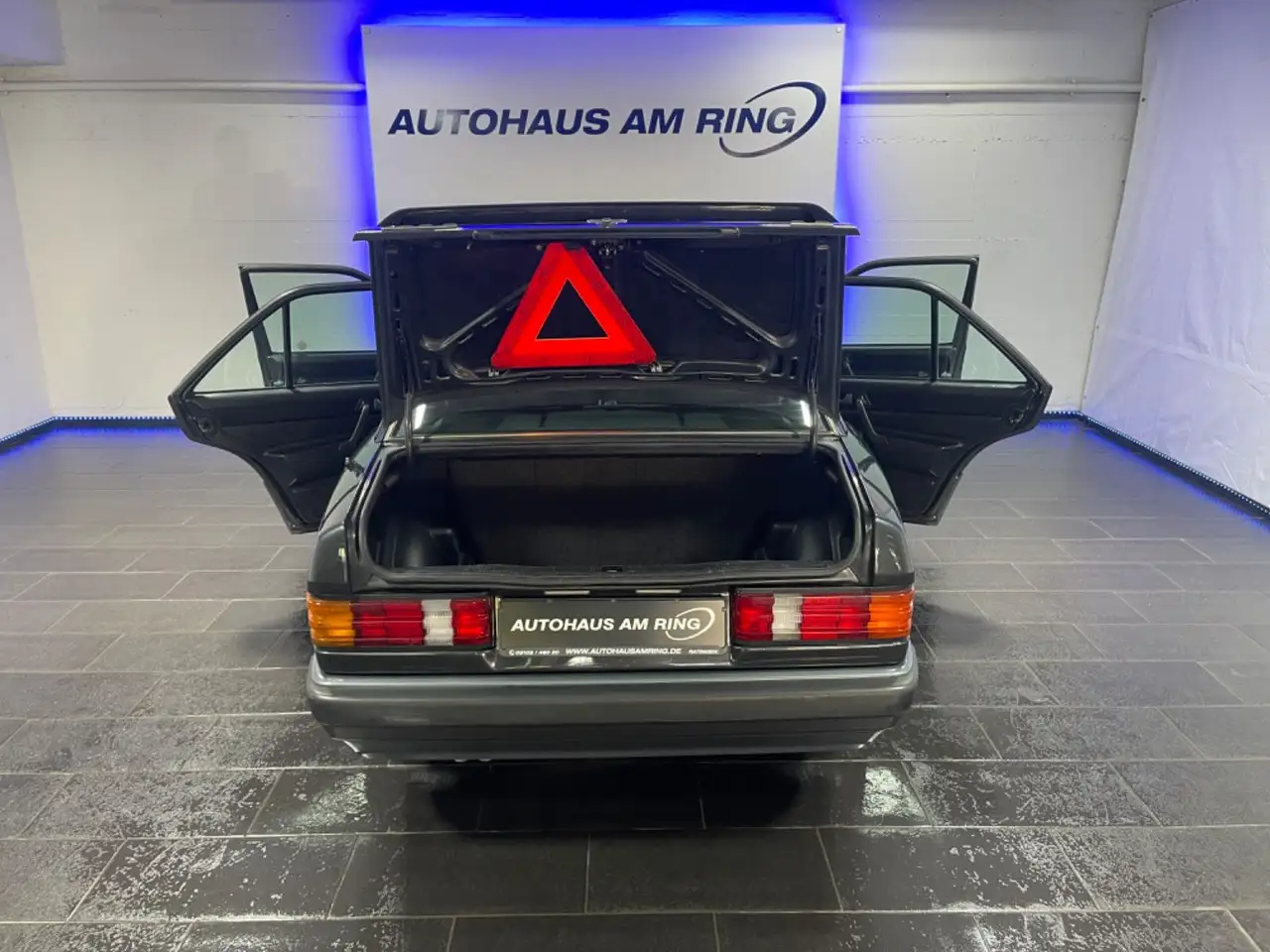 Mercedes-Benz 190 E 2.3 LEDER KLIMA TEMPOMAT LM-RÄDER, foto 8
