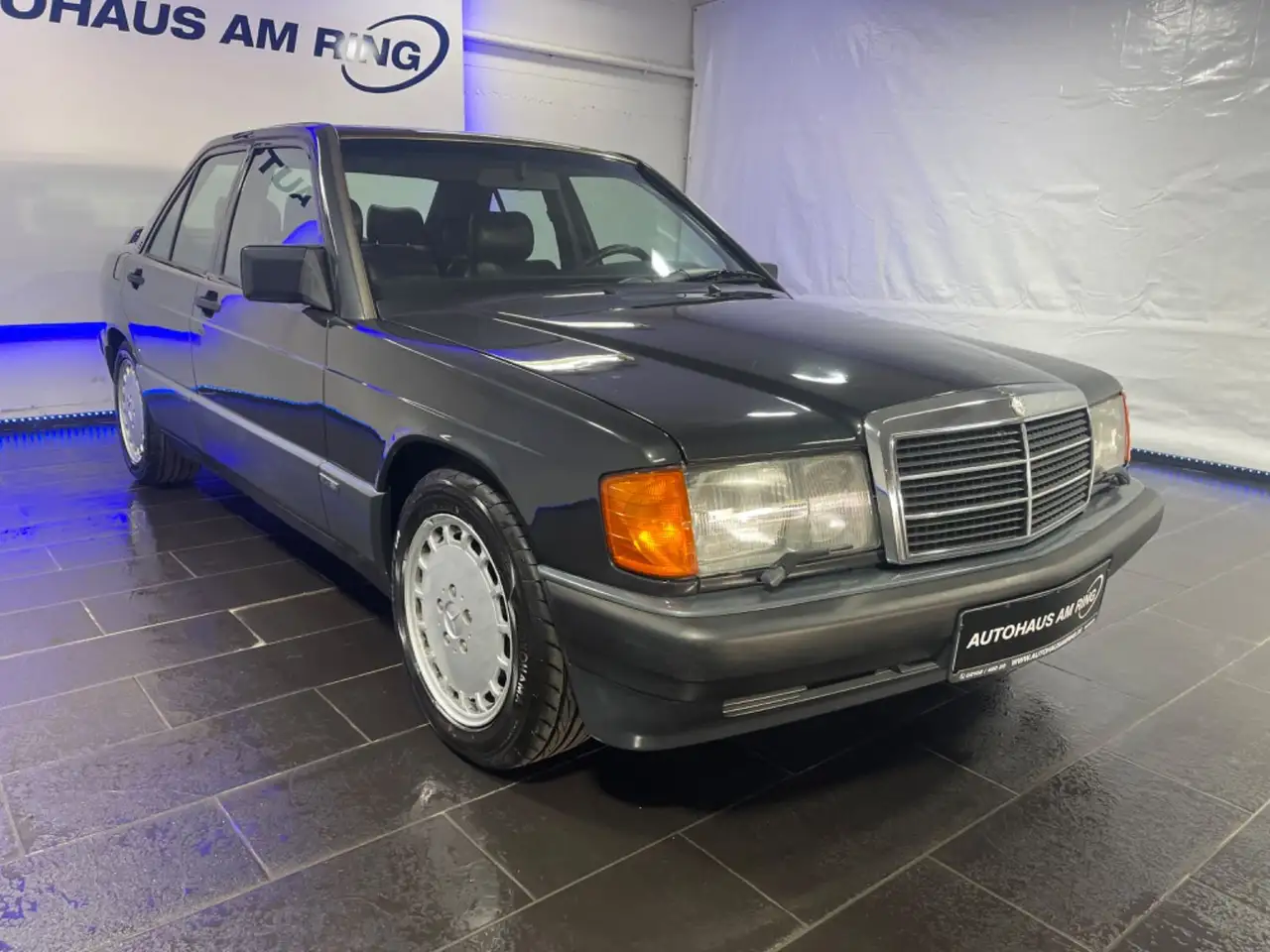 Mercedes-Benz 190 E 2.3 LEDER KLIMA TEMPOMAT LM-RÄDER, foto 3