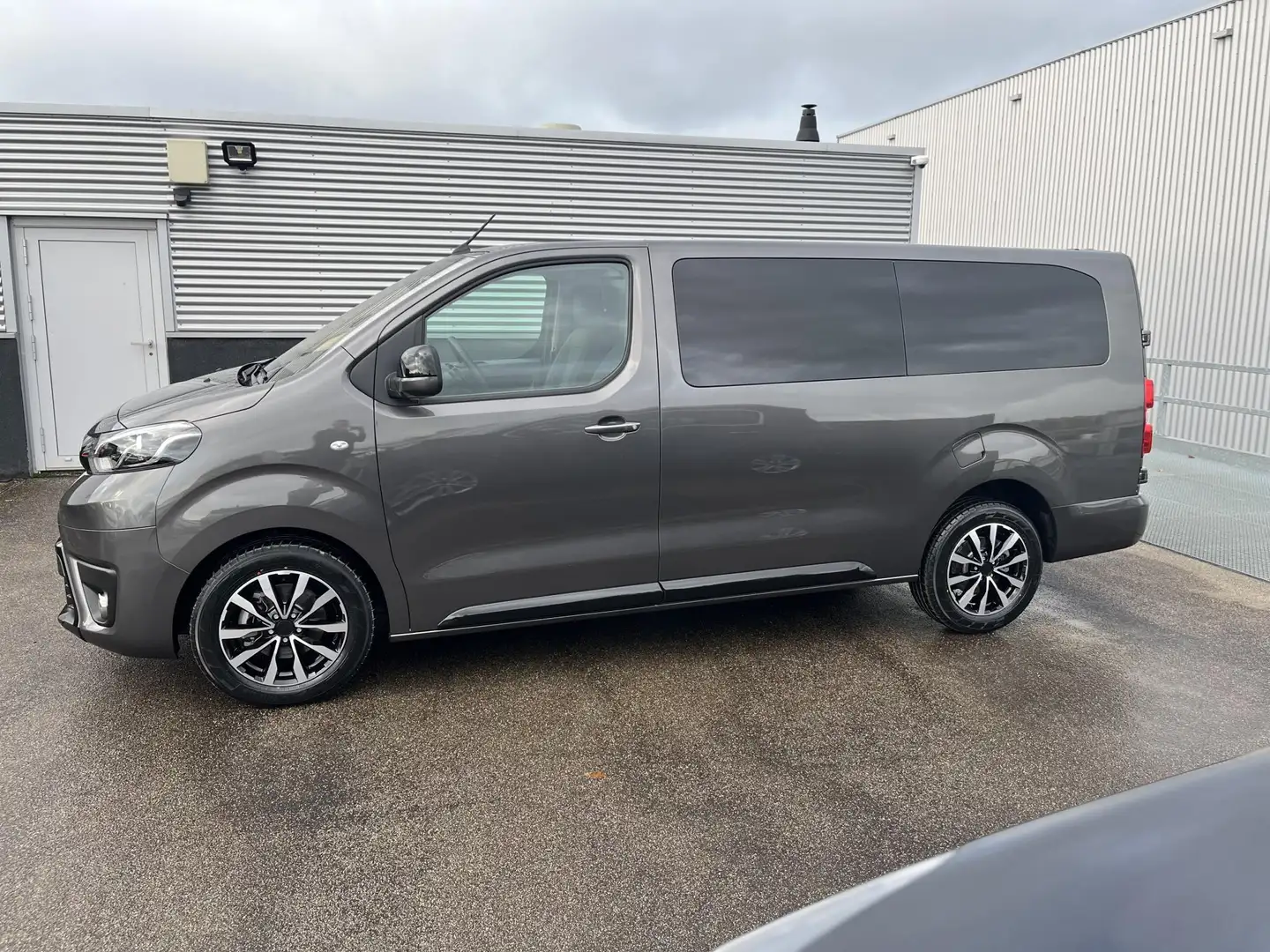 Toyota Proace Worker 2.0 D-4D Prof Long Automaat NIEUW Incl: Pre Grijs - 2