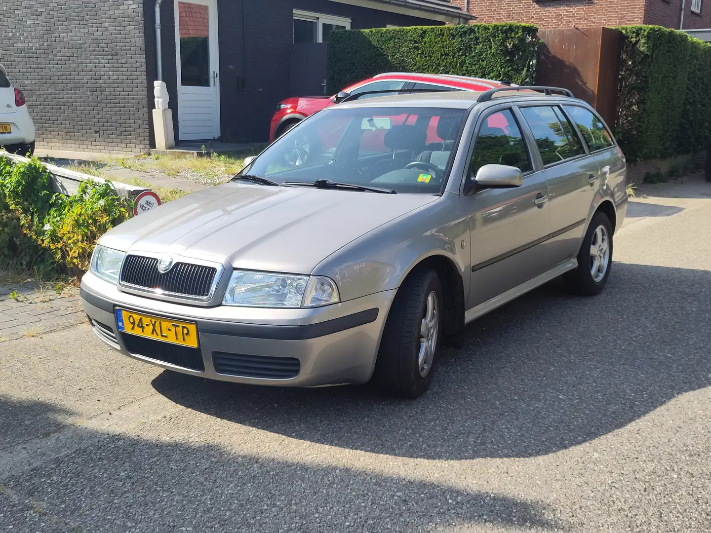 Skoda Octavia Octavia 1.6 Démarrage Beige - 1
