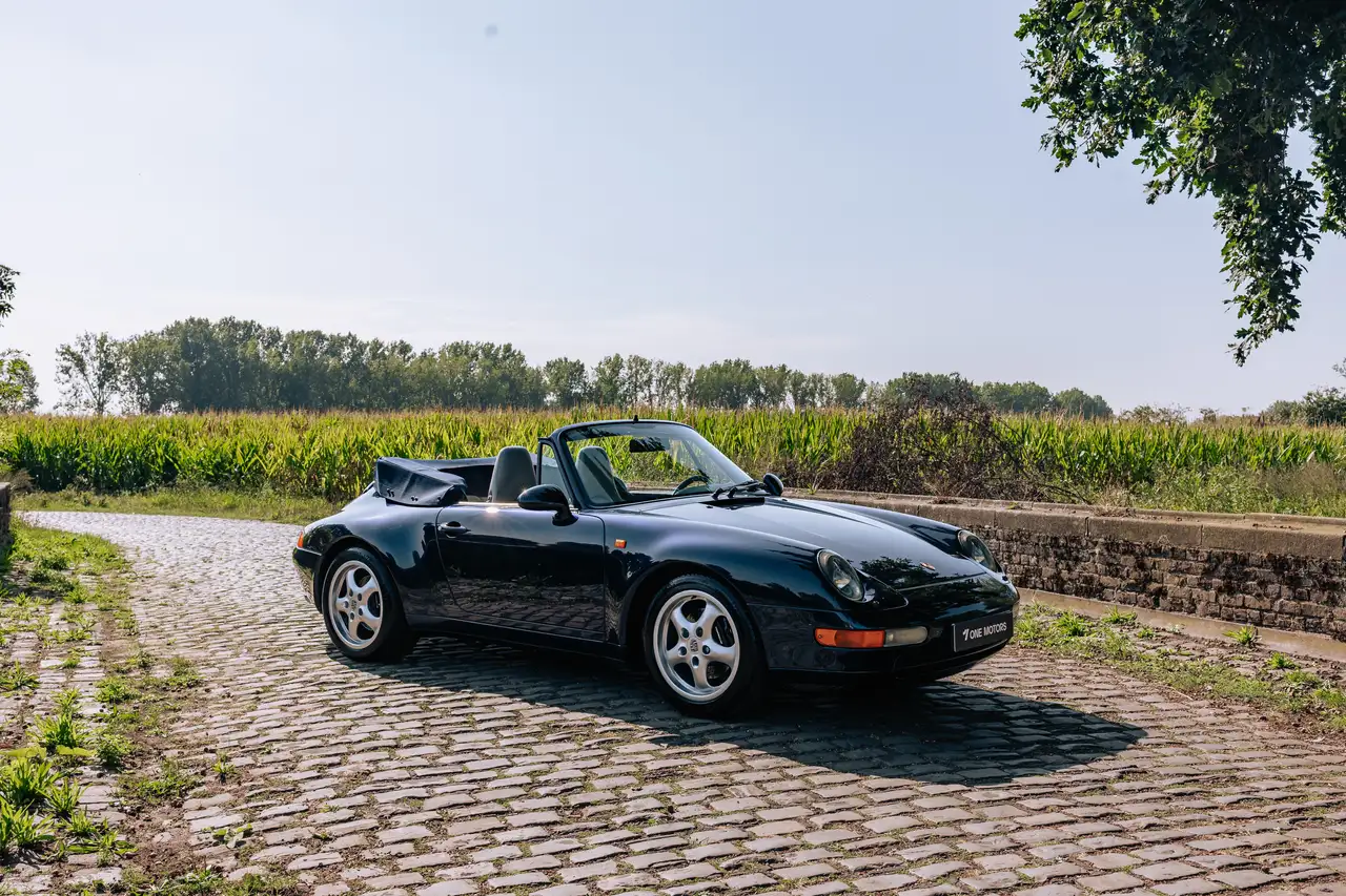 Porsche 993 Carrera 2 Cabriolet - Sonderwunsch options - Low mileage - Full History, foto 2
