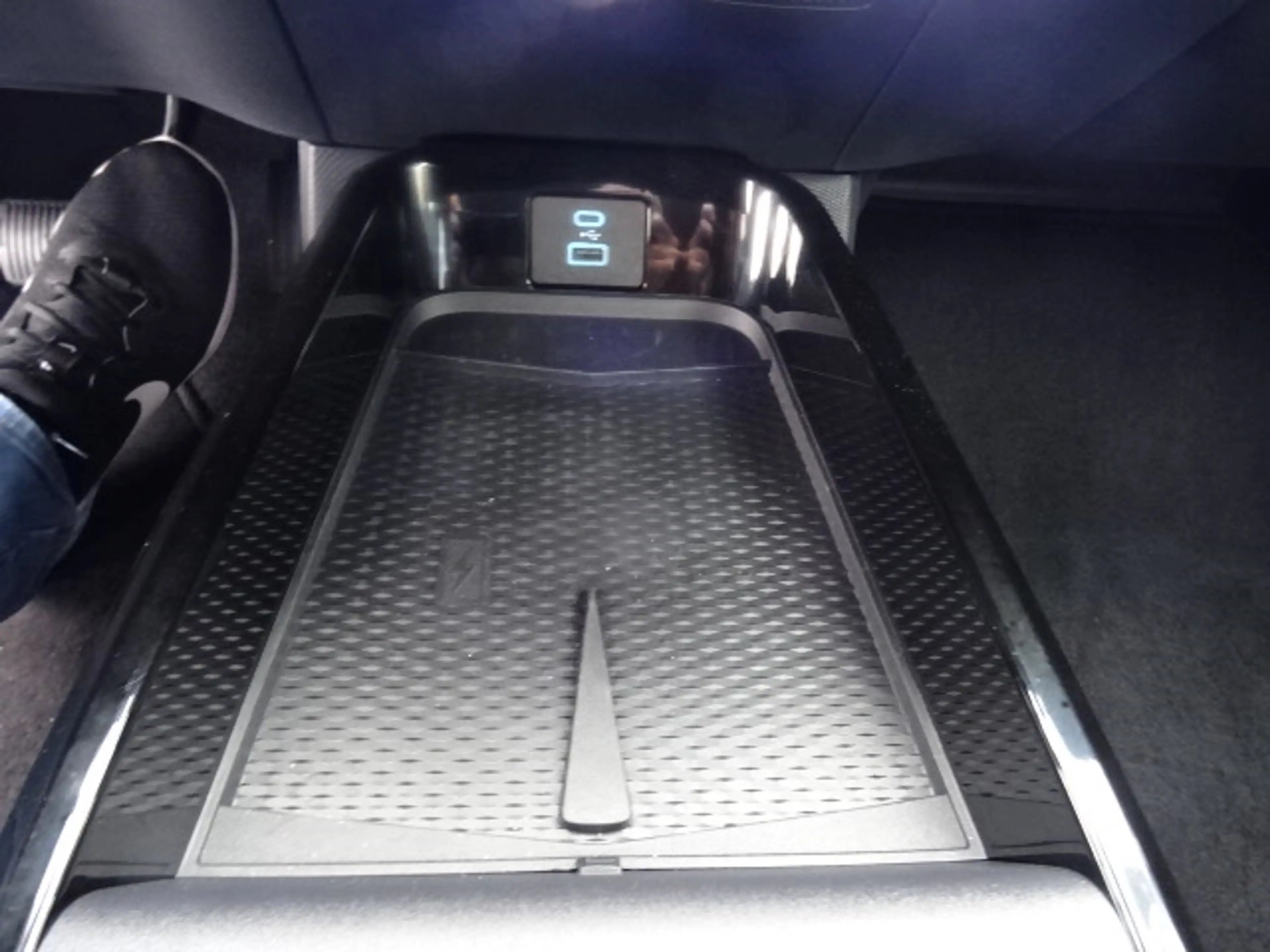Ford Mustang Mach-E Mustang Mach-E Basis 269PS +360 Grad Kamera — photo 14