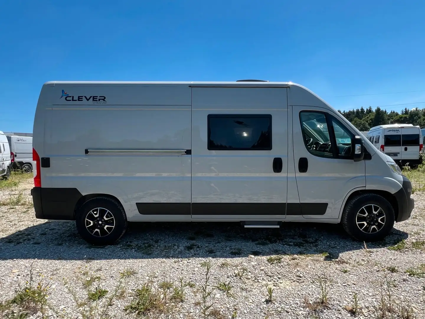 Clever Van Celebration Grau - 2