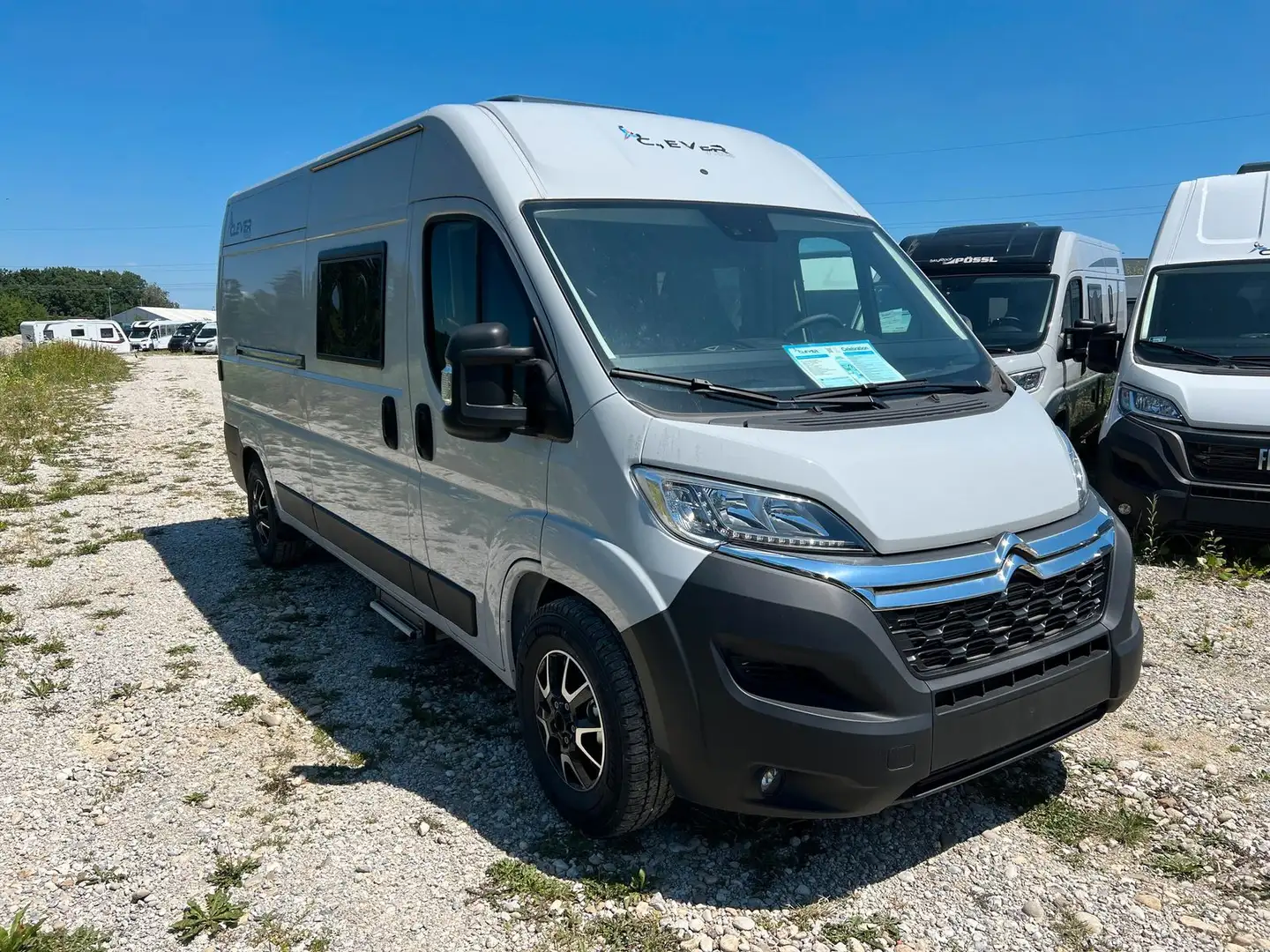Clever Van Celebration Grau - 1