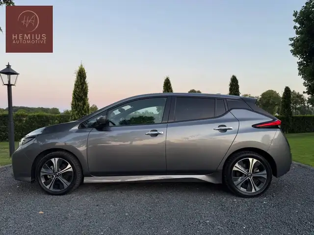Nissan Leaf view 2