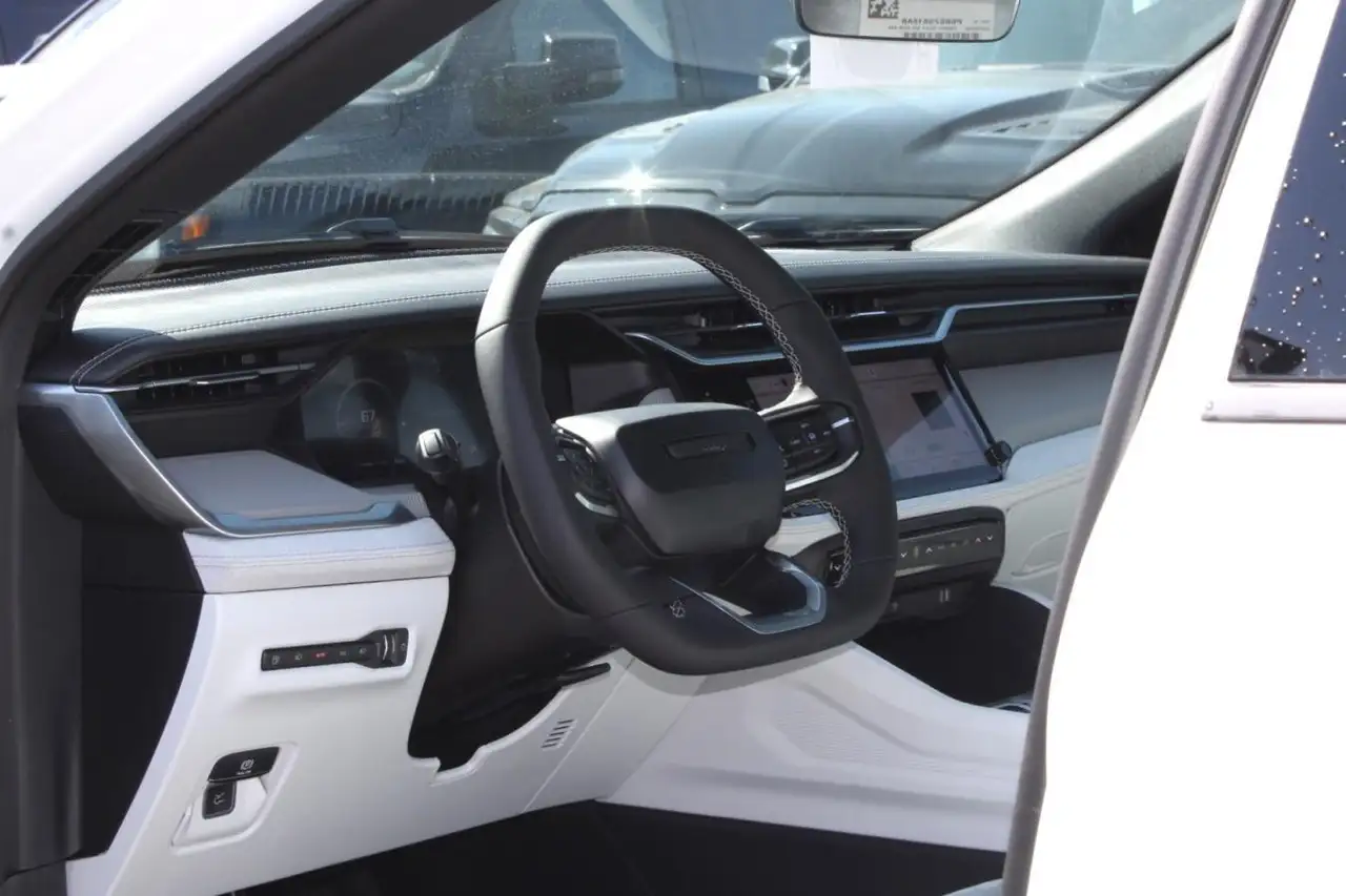 Jeep Cherokee 2026 — фото 15