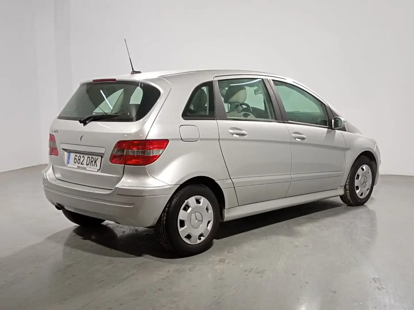 Mercedes-Benz B 170 Серый - 2