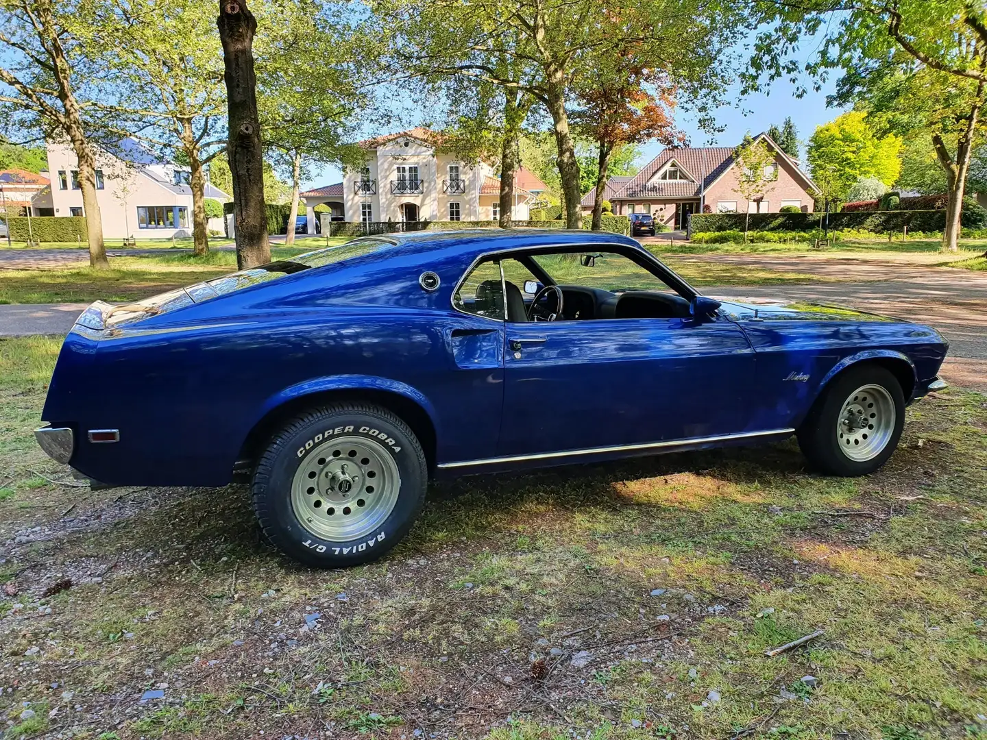 Oldtimer Ford Fastback / Sportsroof Azul - 2