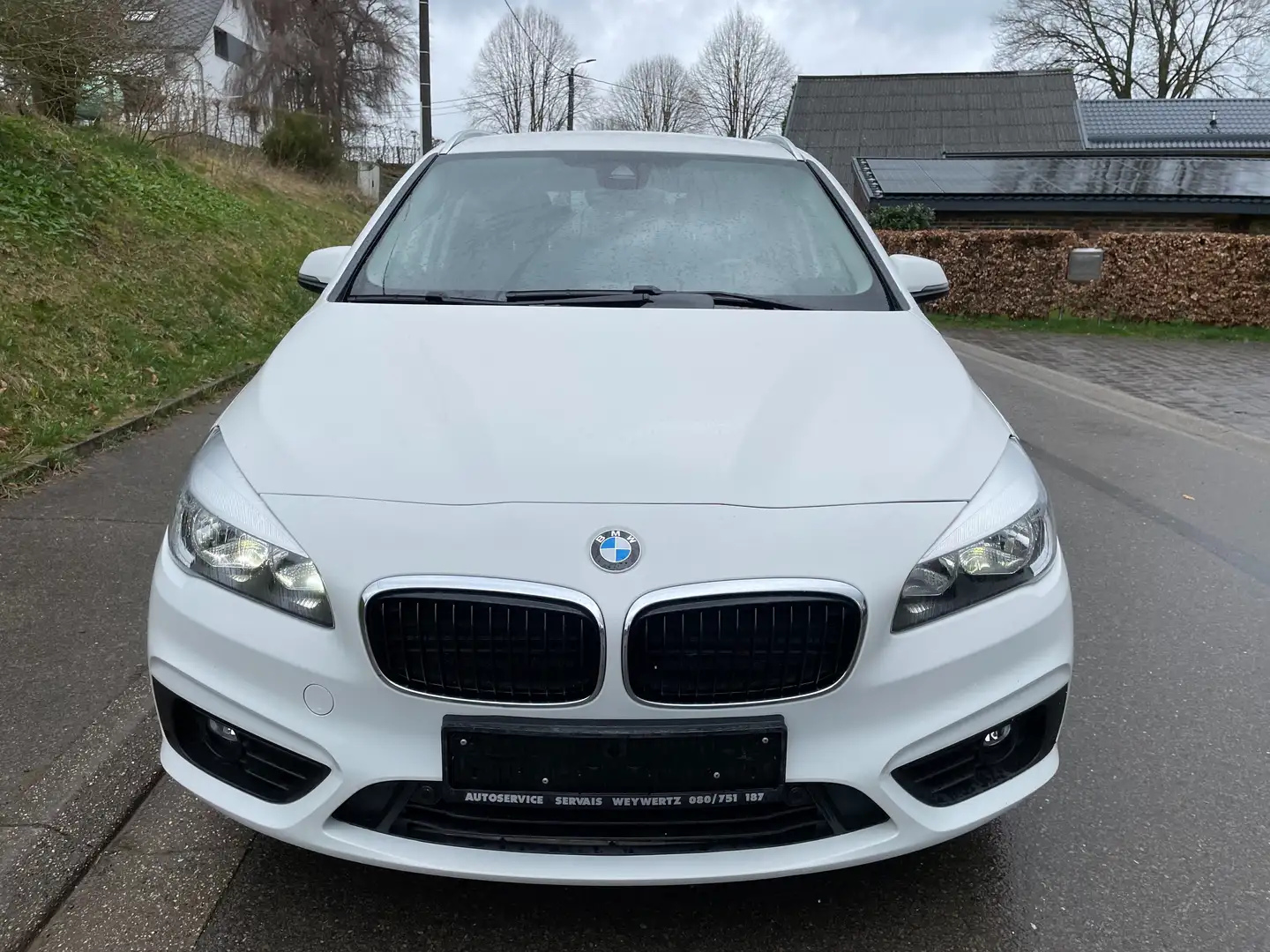 BMW 216 Blanc - 1