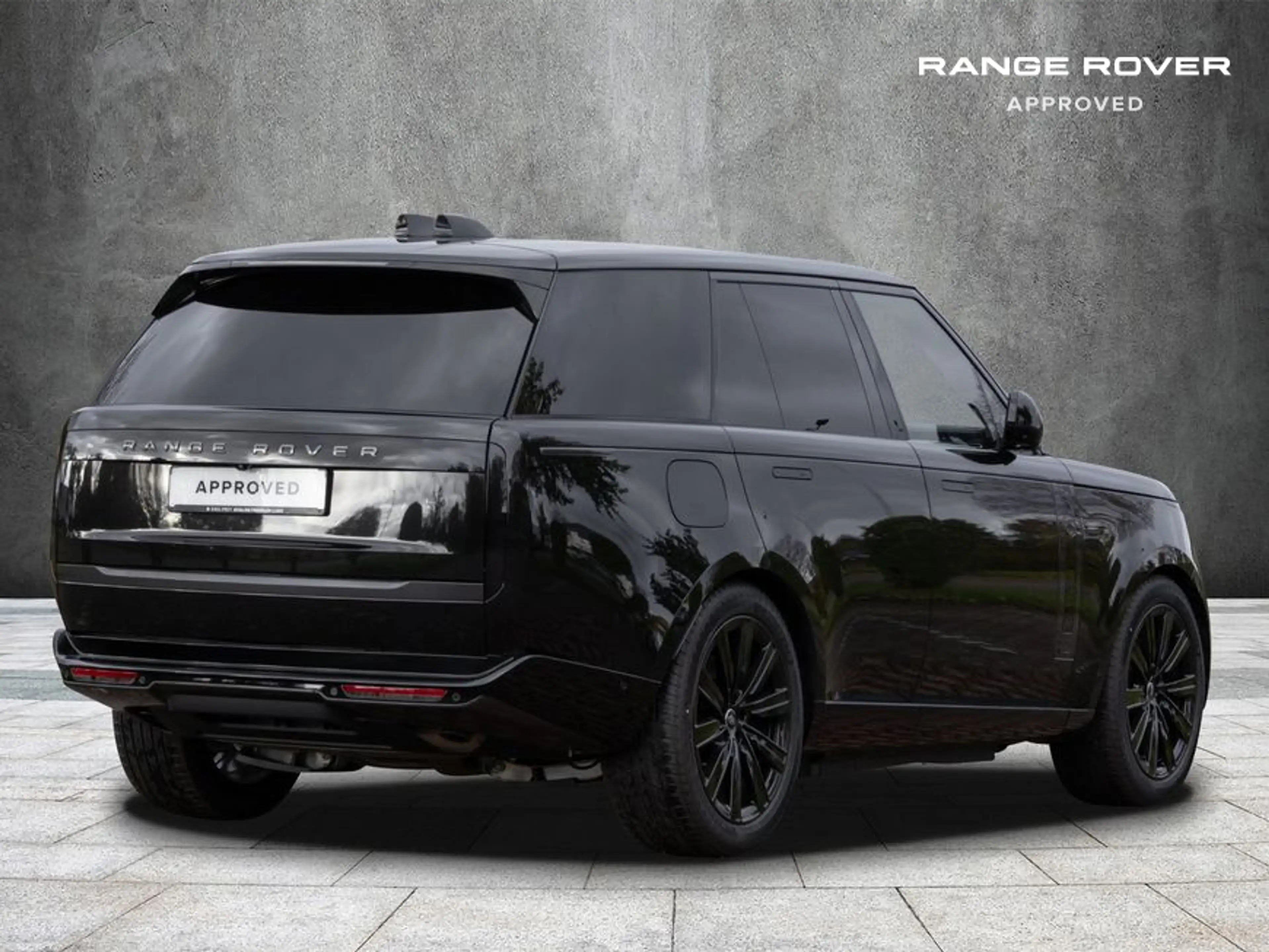 Land Rover Range Rover P550e Hybrid Autobiography — photo 2