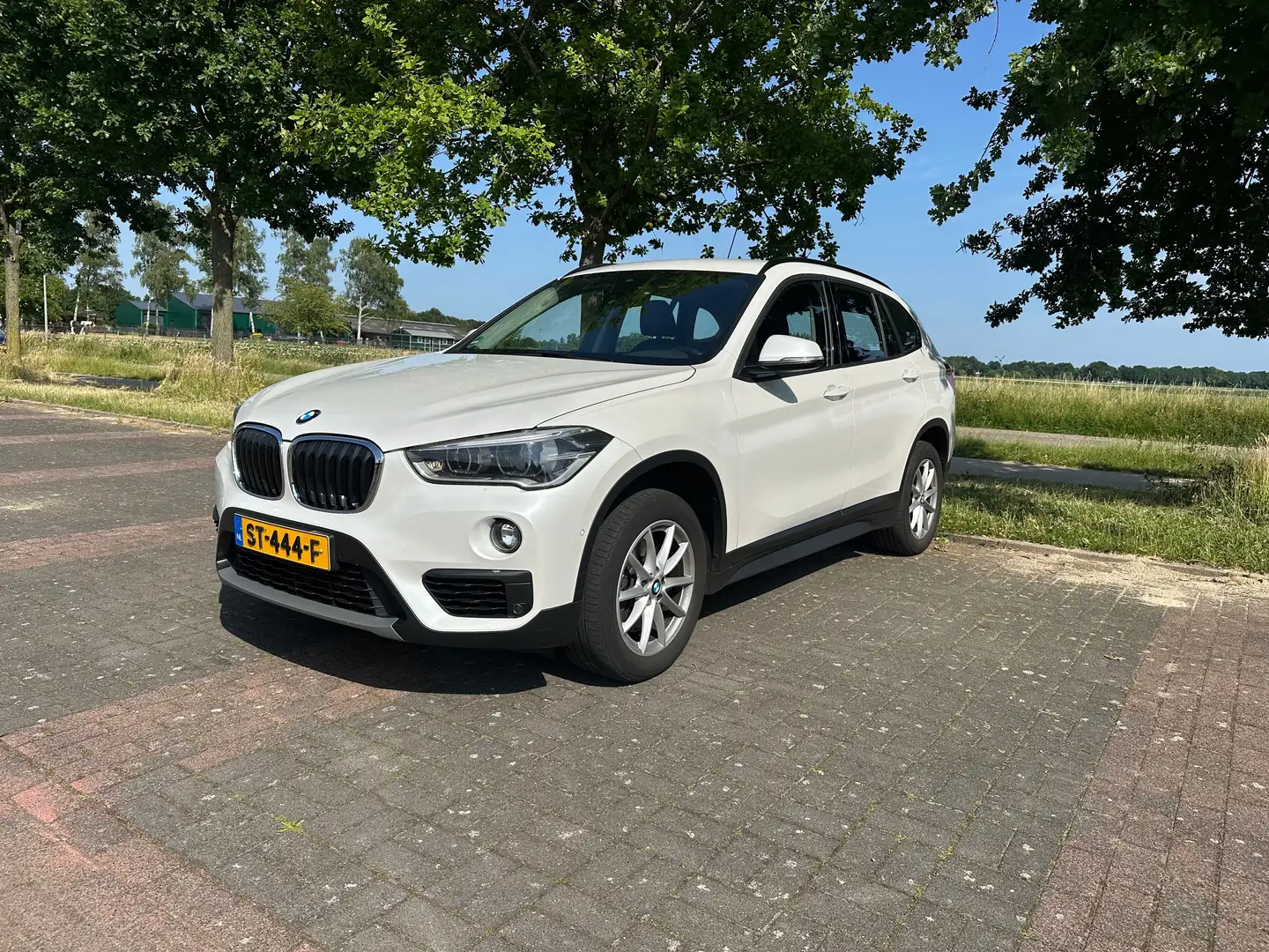 BMW X1 X1 sdrive 2.0 high executive - 1