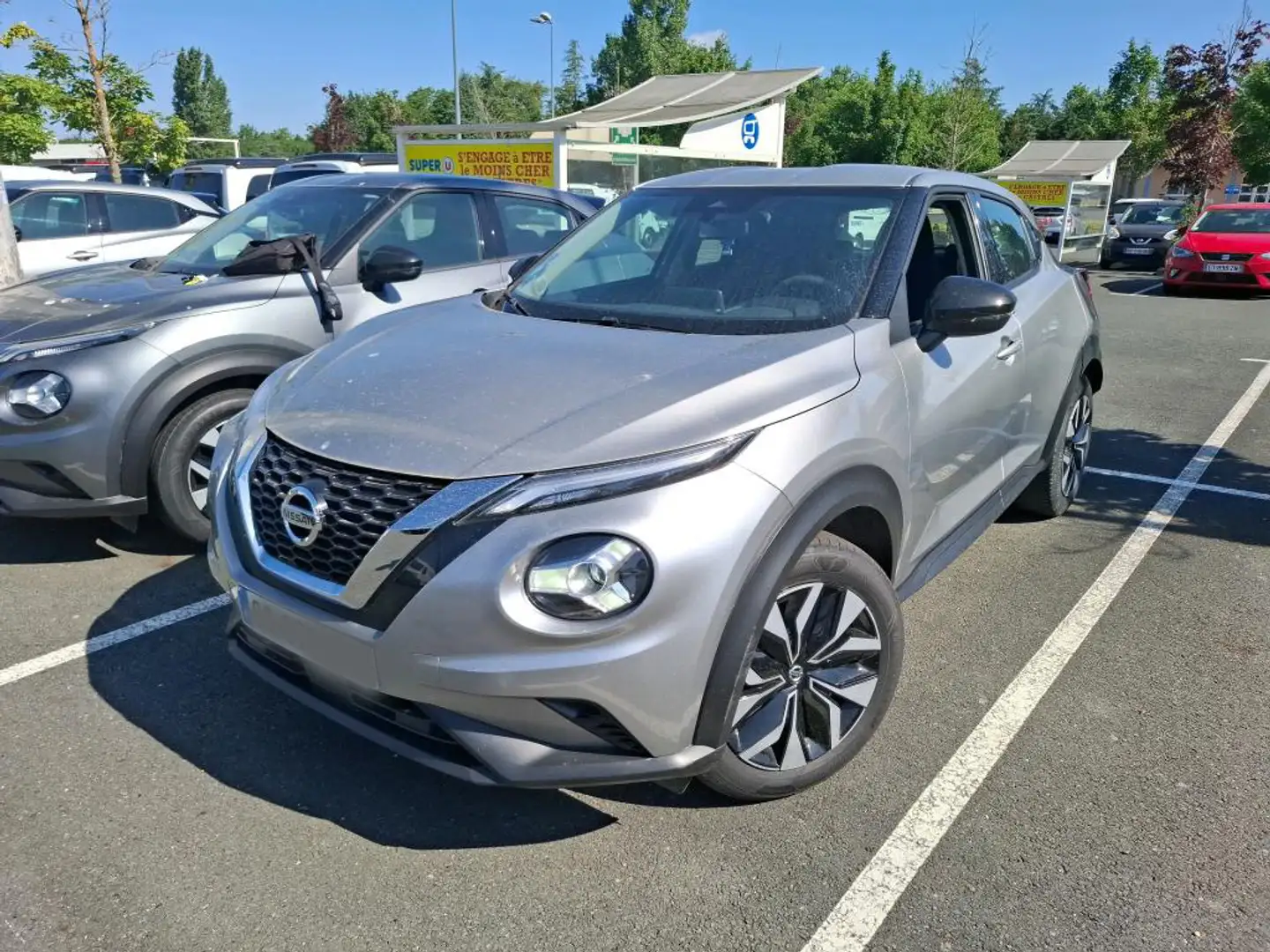 Nissan Juke DIG-T 6MT N-CONNECTA Gris - 1