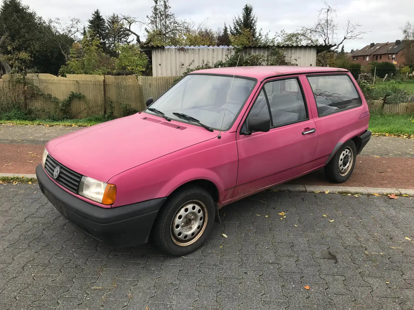 Volkswagen Polo Fox 34 Jahre alt Oldtimer guter Zustand Paars - 1