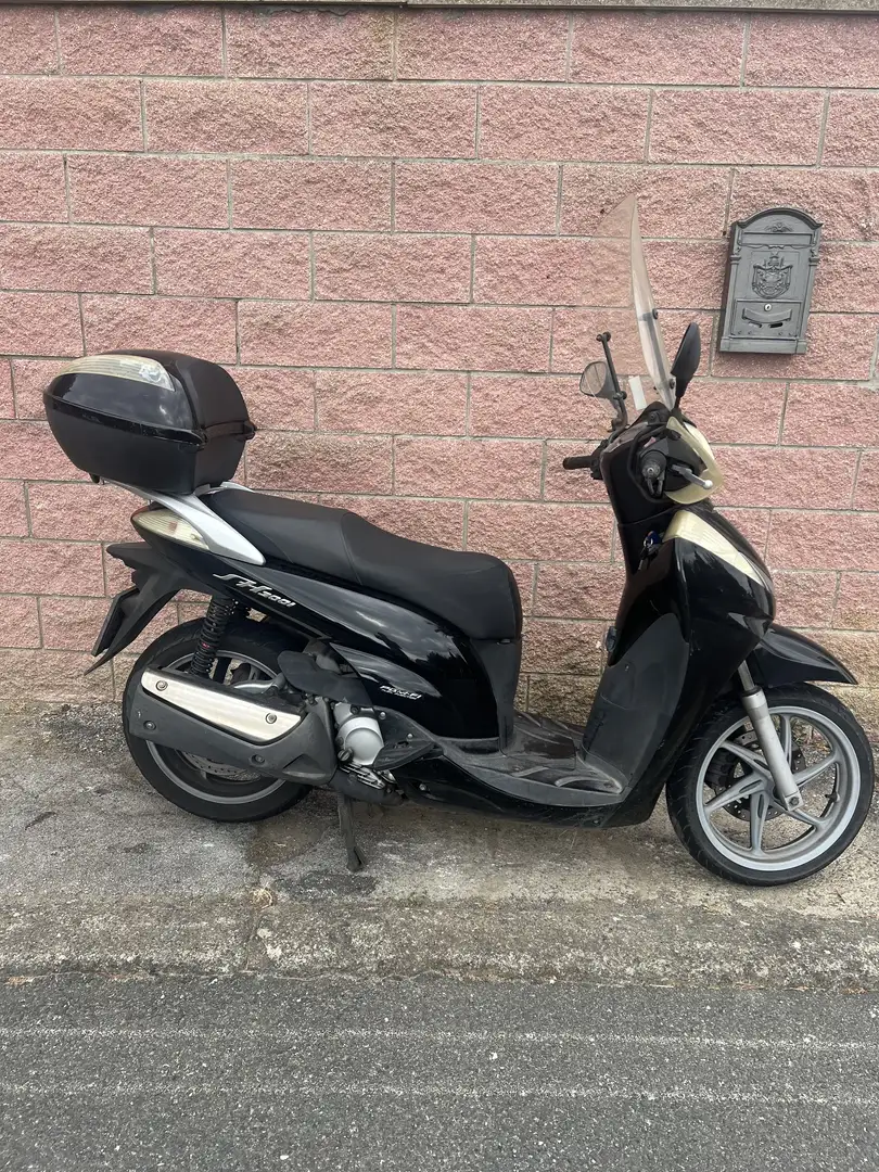 Honda SH 300 - 1
