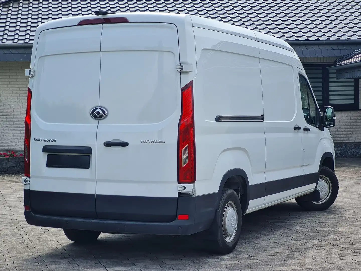 Maxus Deliver9 L3H2 Lang+Hoch (Kamera, Klima, 1. Hand) Blanc - 2