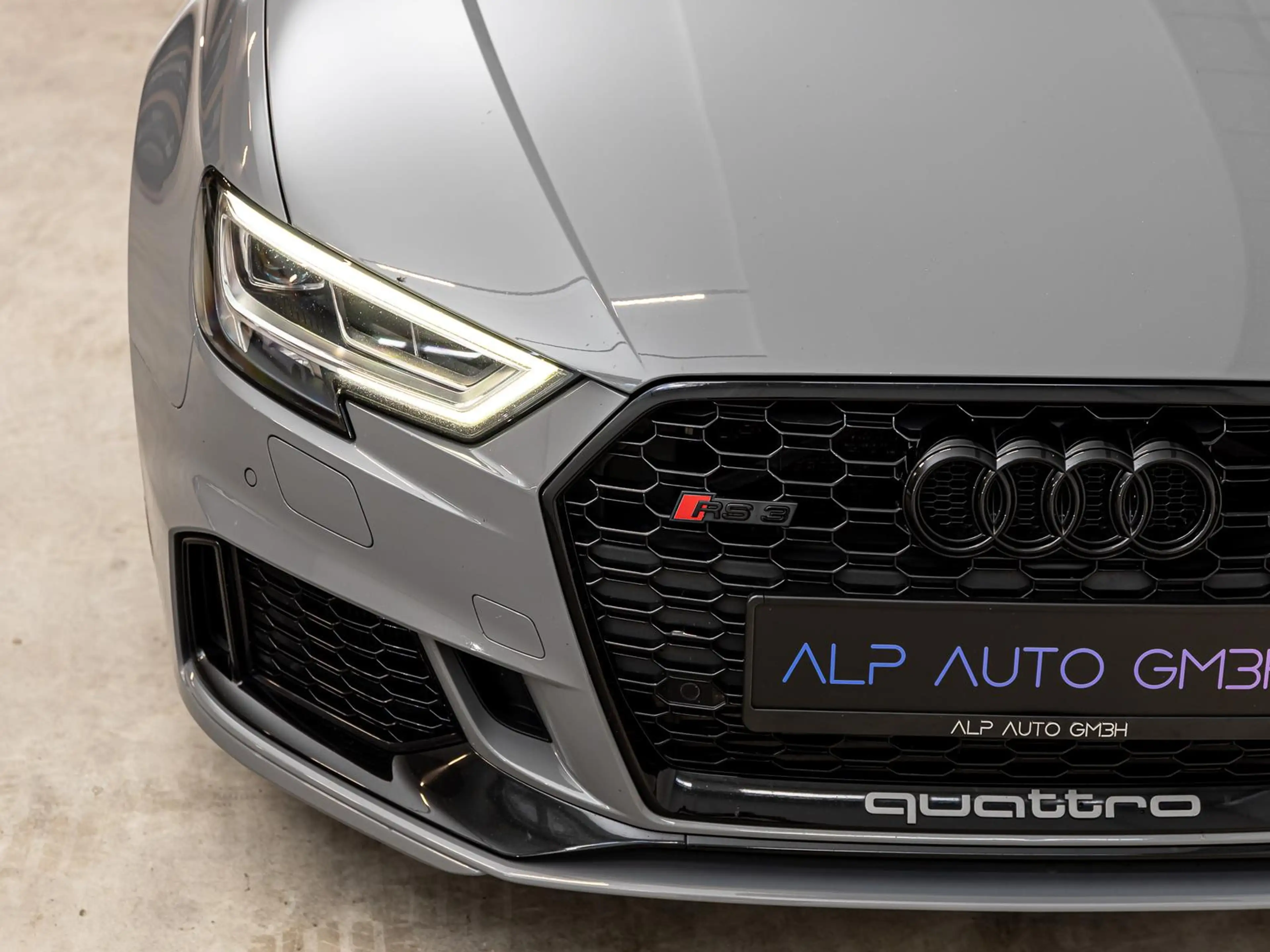 Audi RS3 2.5 TFSI/Q/2.5 TFSI/VC/CARPLAY/RS-SITZE/LED — photo 11