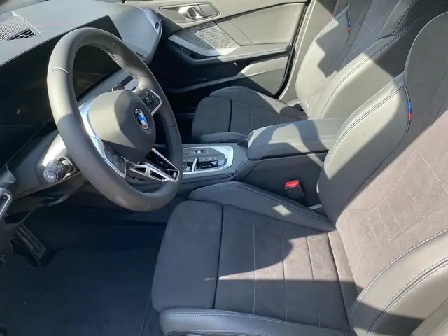 BMW 1 Series view 7