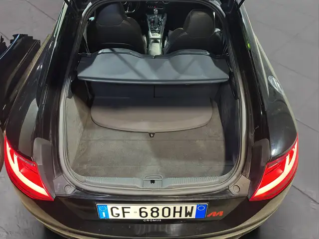 Audi TT view 12