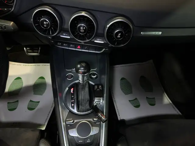Audi TT view 8