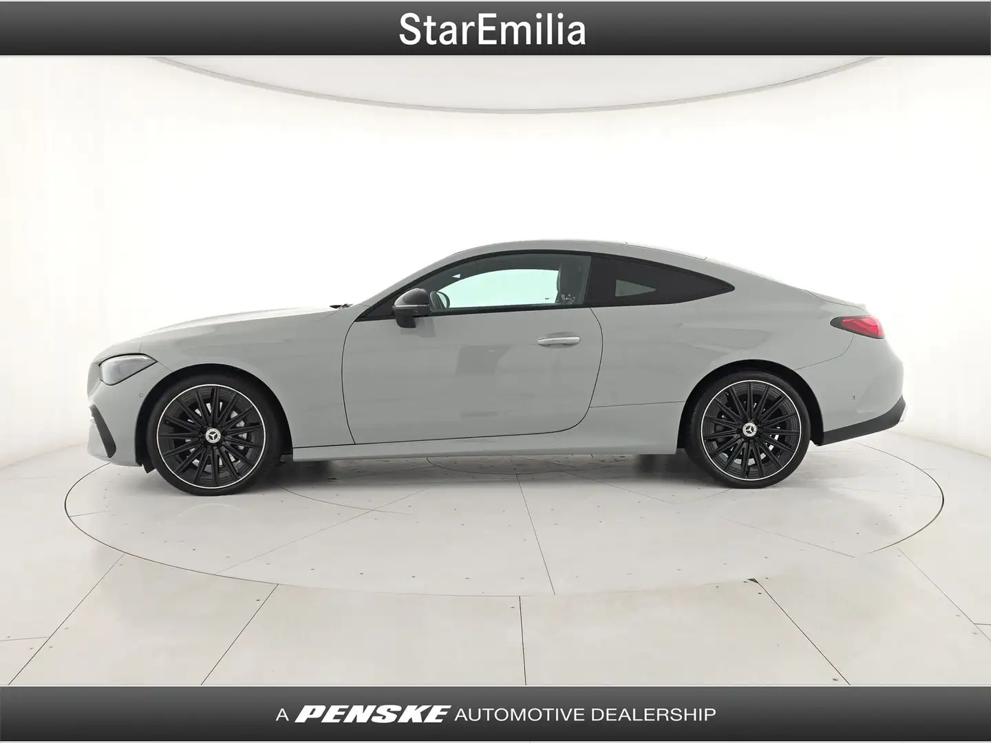 Mercedes-Benz CLE 220 CLE 220 d Coupé AMG Line Premium Grau - 2