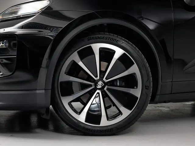 Porsche Macan 4 Ansicht 10