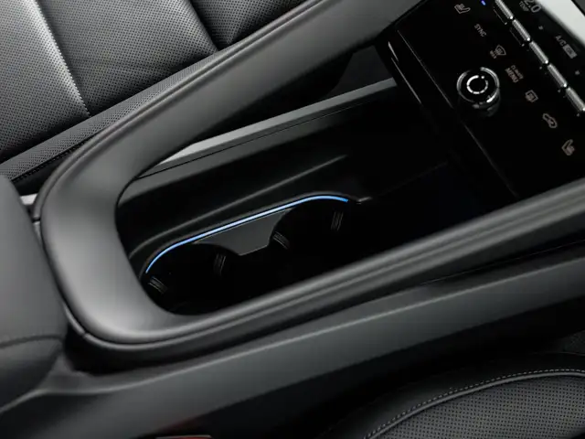 Porsche Macan 4 Ansicht 37
